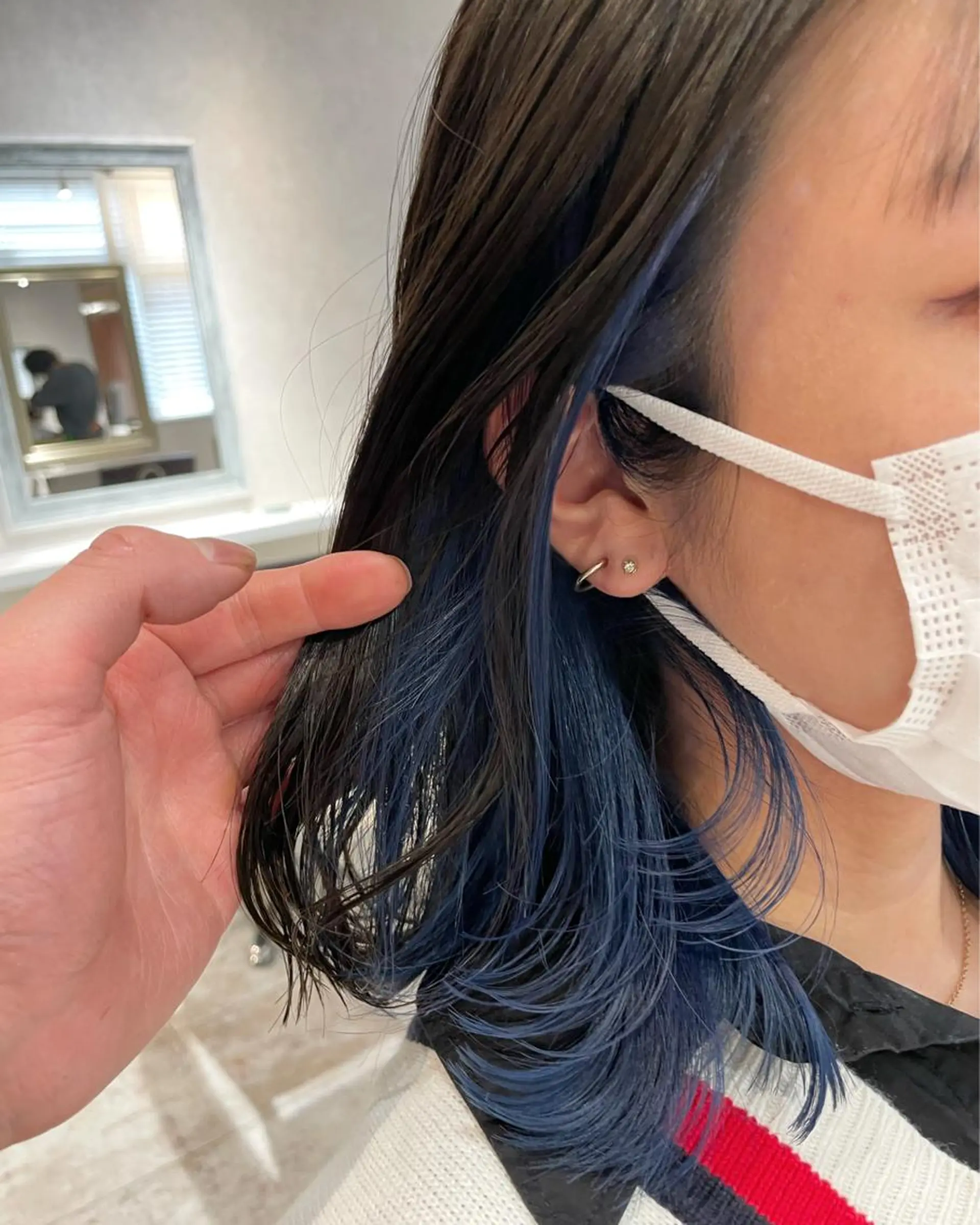 ミディアム カラー ブリーチ ブルーカラー インナーカラー ラベンダーカラー ネイビーカラー カット ヘアカラー ACT十条店所属・溝口 恭章のヘアスタイル