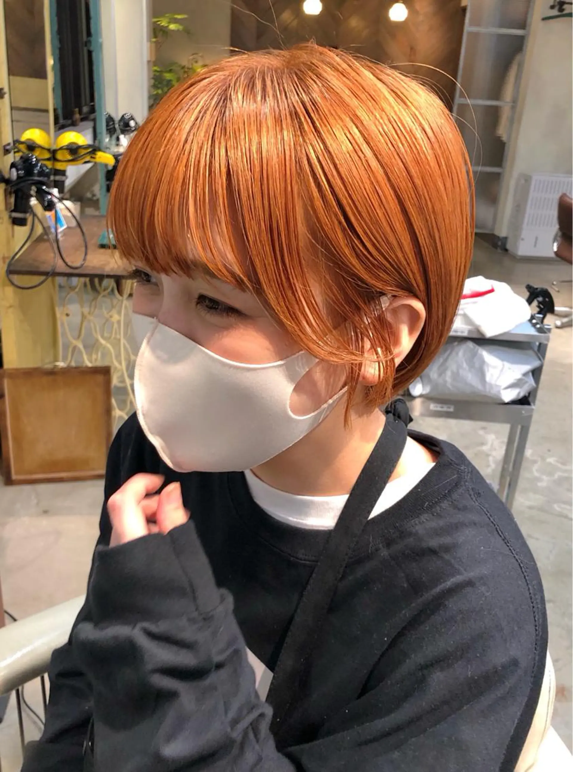 ショート カラー ベージュカラー オレンジ オレンジベージュ ショートヘア ヘアカラー トリートメント ブリーチ🪡 ボブ🧶レイヤーのヘアスタイル