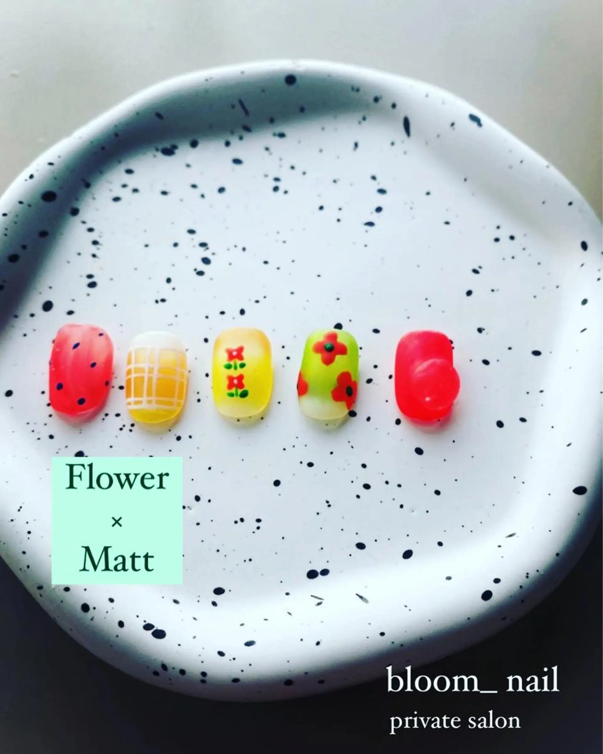 ネイル アートネイル ジェルネイル マットネイル オレンジ ぷっくりネイル ハンドネイル ハンドケア bloom_ nailのネイルデザイン