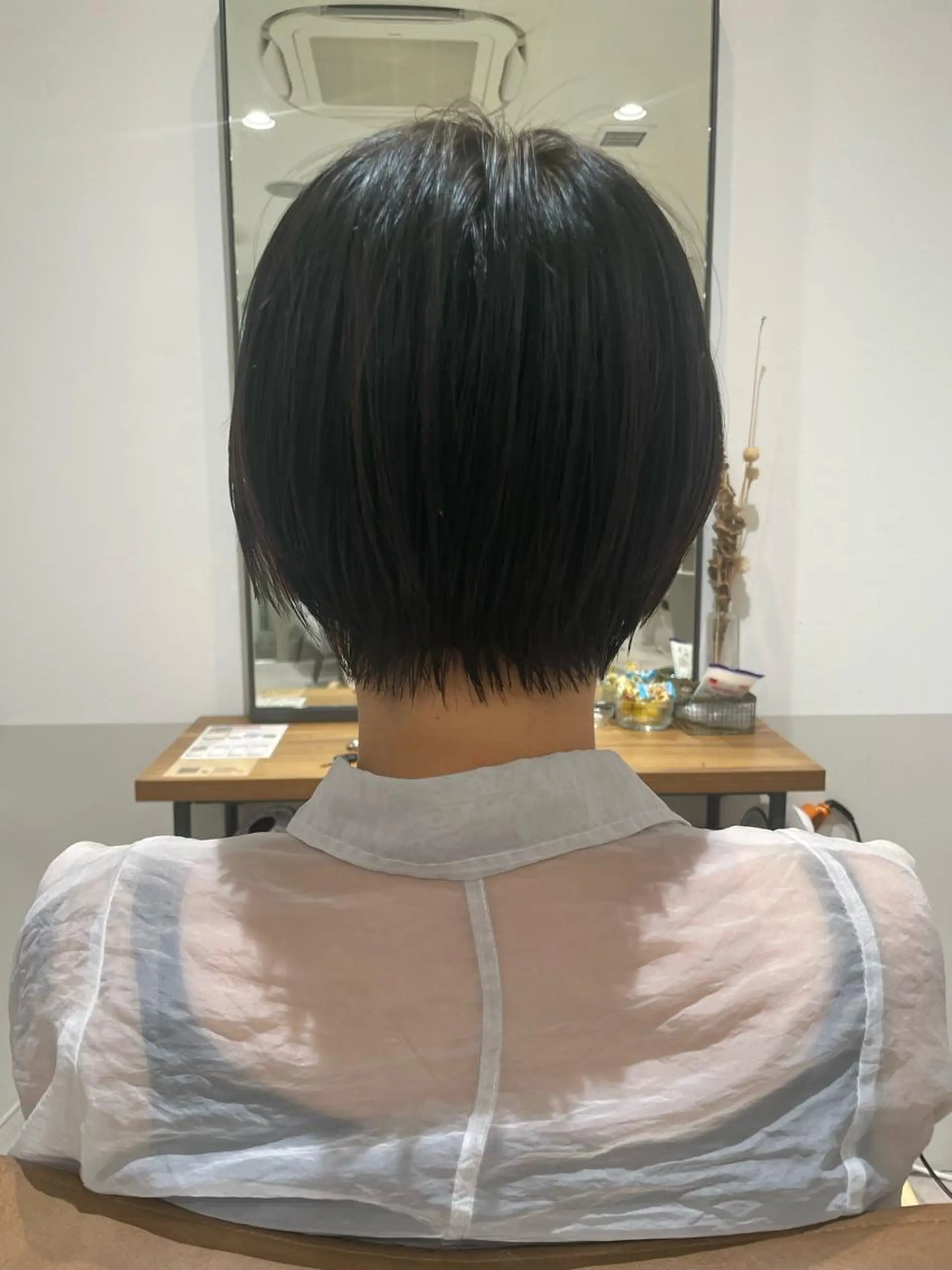 ショート 髪質改善ストレー ト指名NO.1林駿希のヘアスタイル