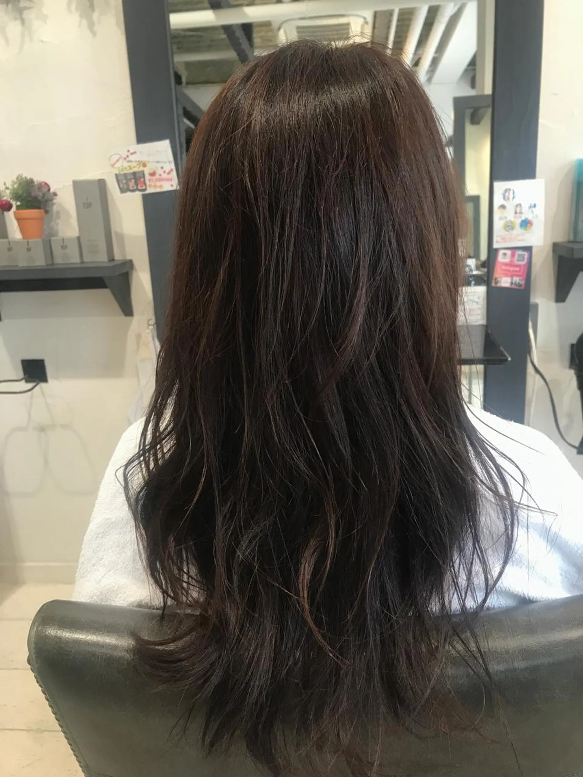 ロング カラー パーマ 水原 恵莉香のヘアスタイル