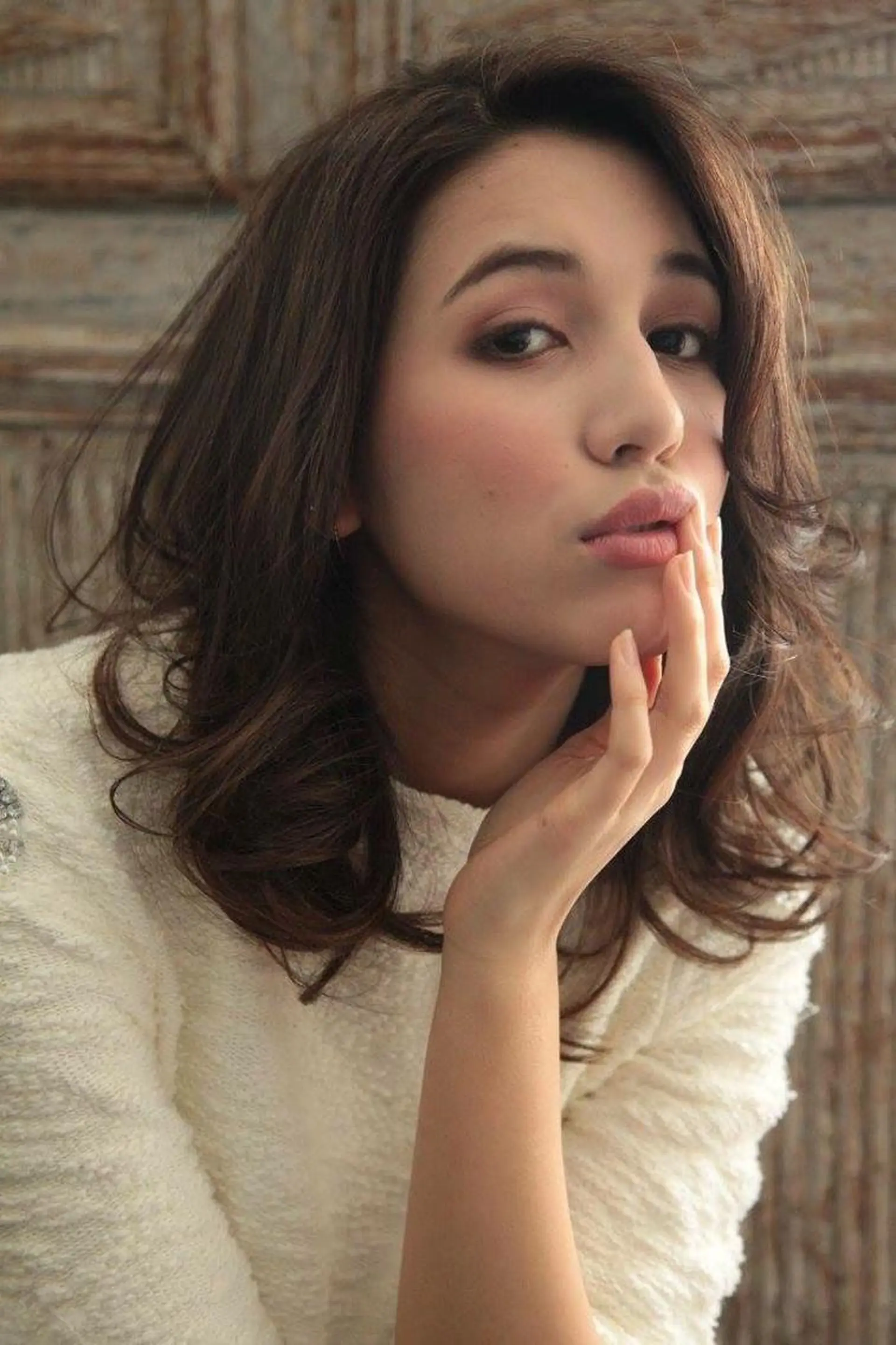 ミディアム シールエクステ ミディアムパーマ エクステ ハイライト 縮毛矯正 荒木 ユウのヘアスタイル