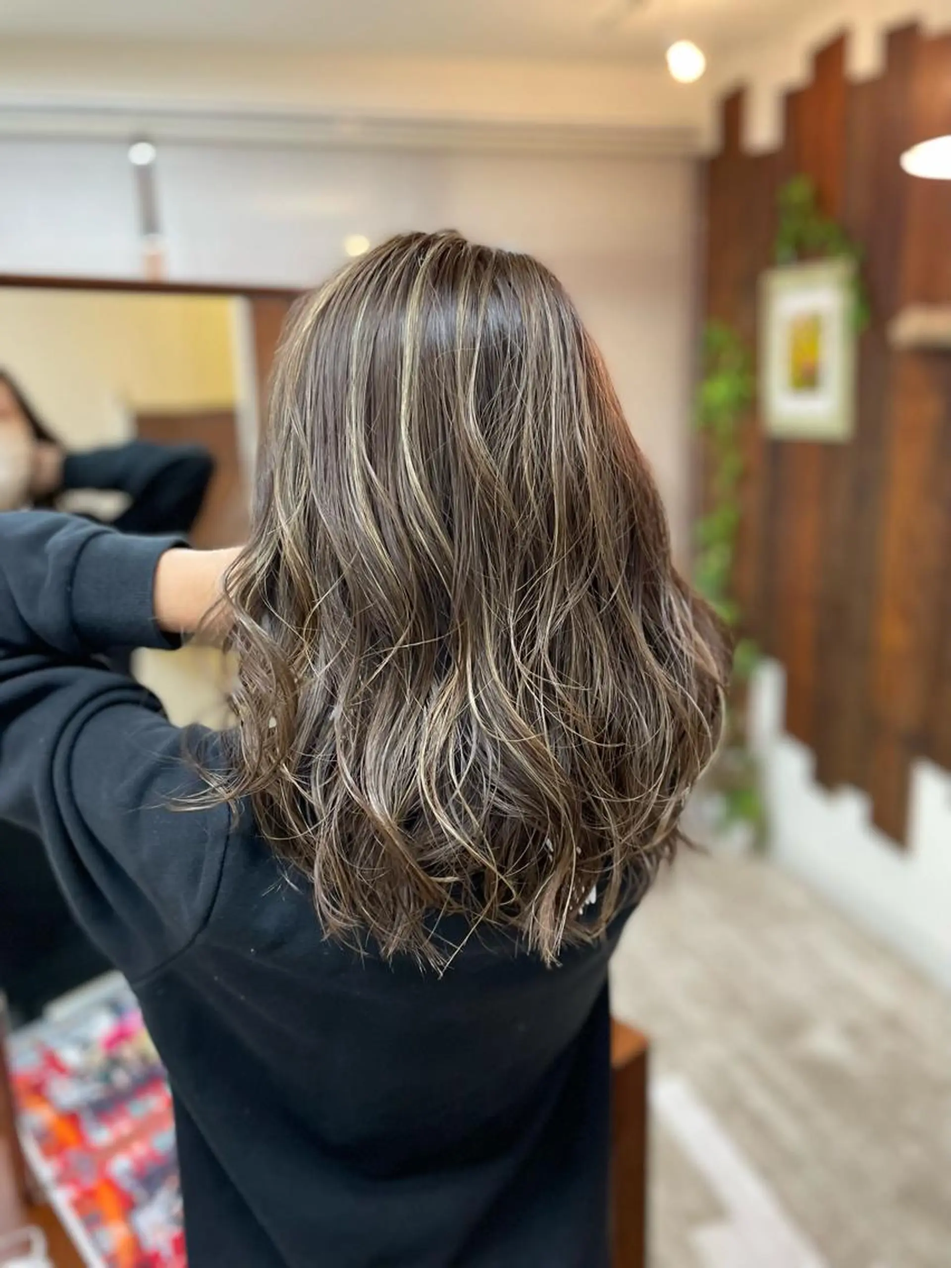 ミディアム カラー 【髪質改善】タケウチ 【手で乾かすだけ】のヘアスタイル