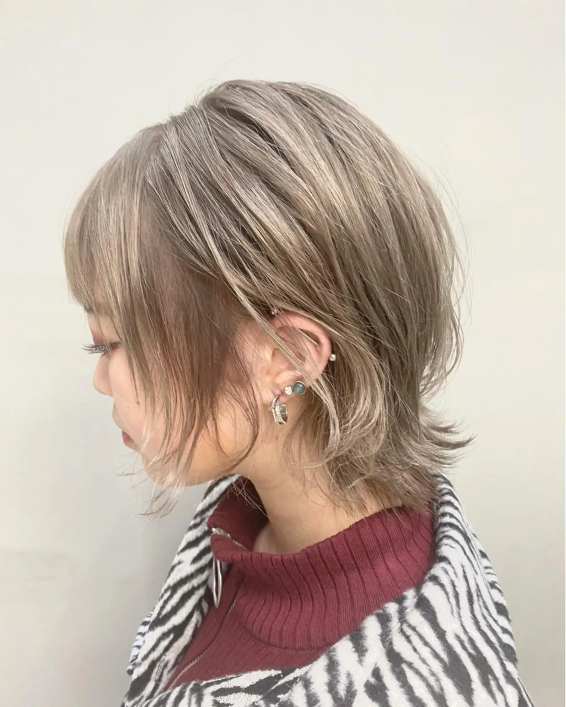 ショート カラー ブロンド ホワイトブロンド Kaito🐶/ デザイン/レイヤーのヘアスタイル