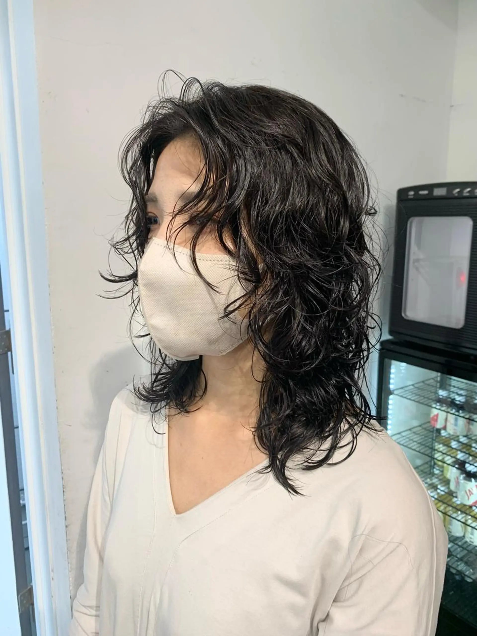 セミロング カラー パーマ セミロングパーマ くびれヘア 顔まわりレイヤー レイヤーカット ウルフカット カット ヘアカラー パーマ トリートメント レイヤーカット/艶髪 ✨💭KIRARIのヘアスタイル
