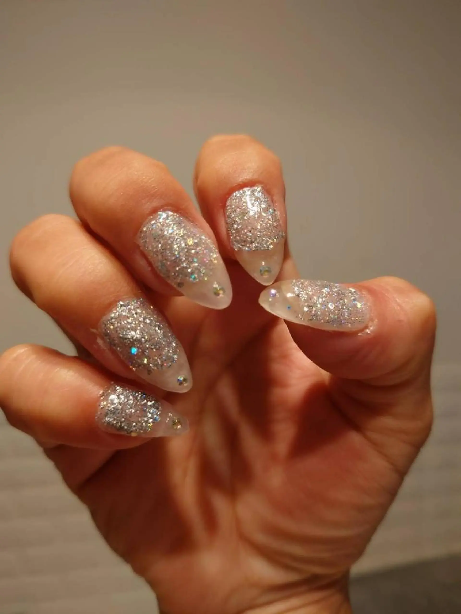 ネイル ハンドネイル Fleur 【フルール】のネイルデザイン