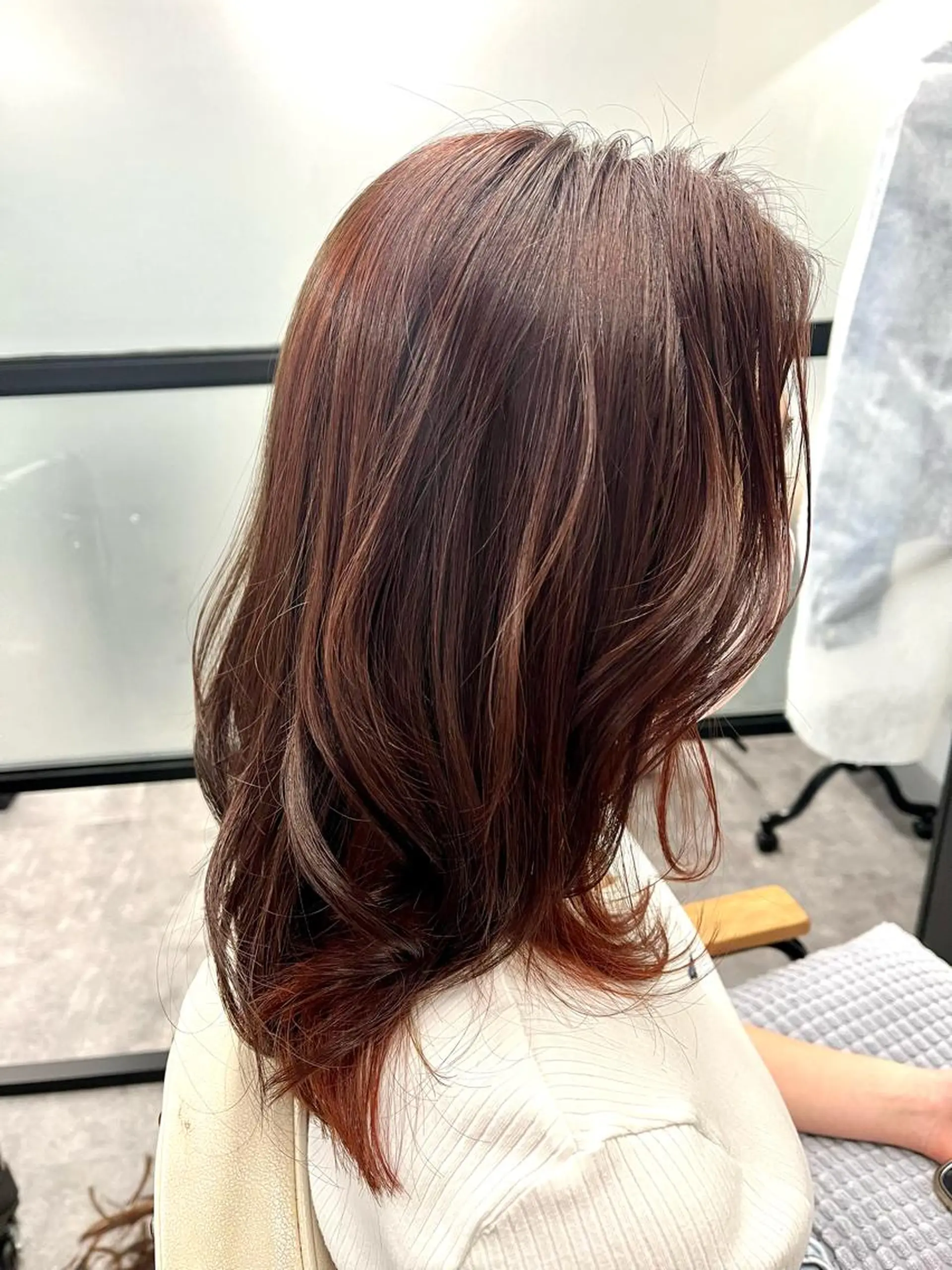 セミロング レイヤーカット カット ヘアカラー トリートメント えぞう さおりのヘアスタイル