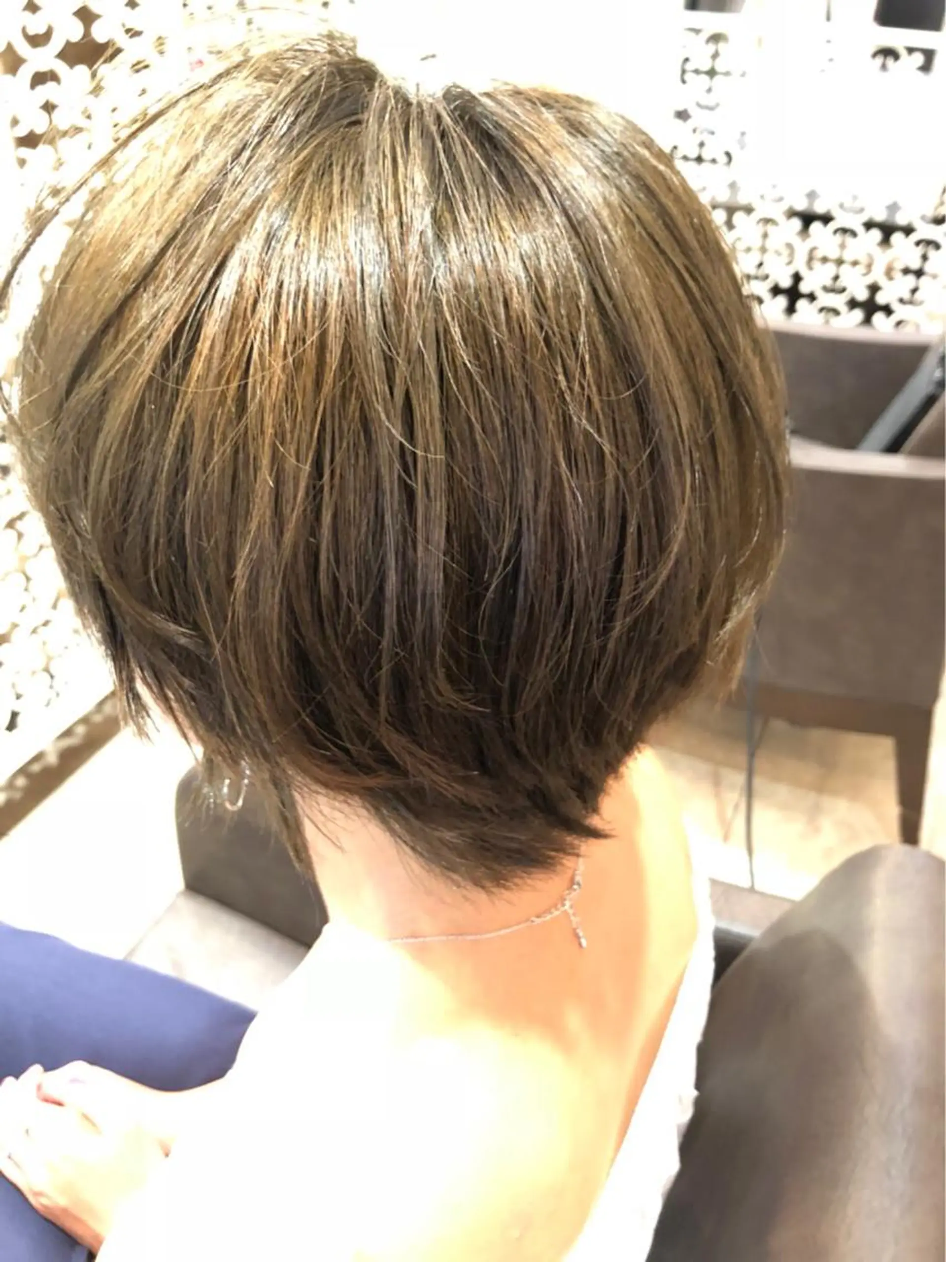 ショート カラー 髪質改善/痛ませ ないカラー/西村航大のヘアスタイル