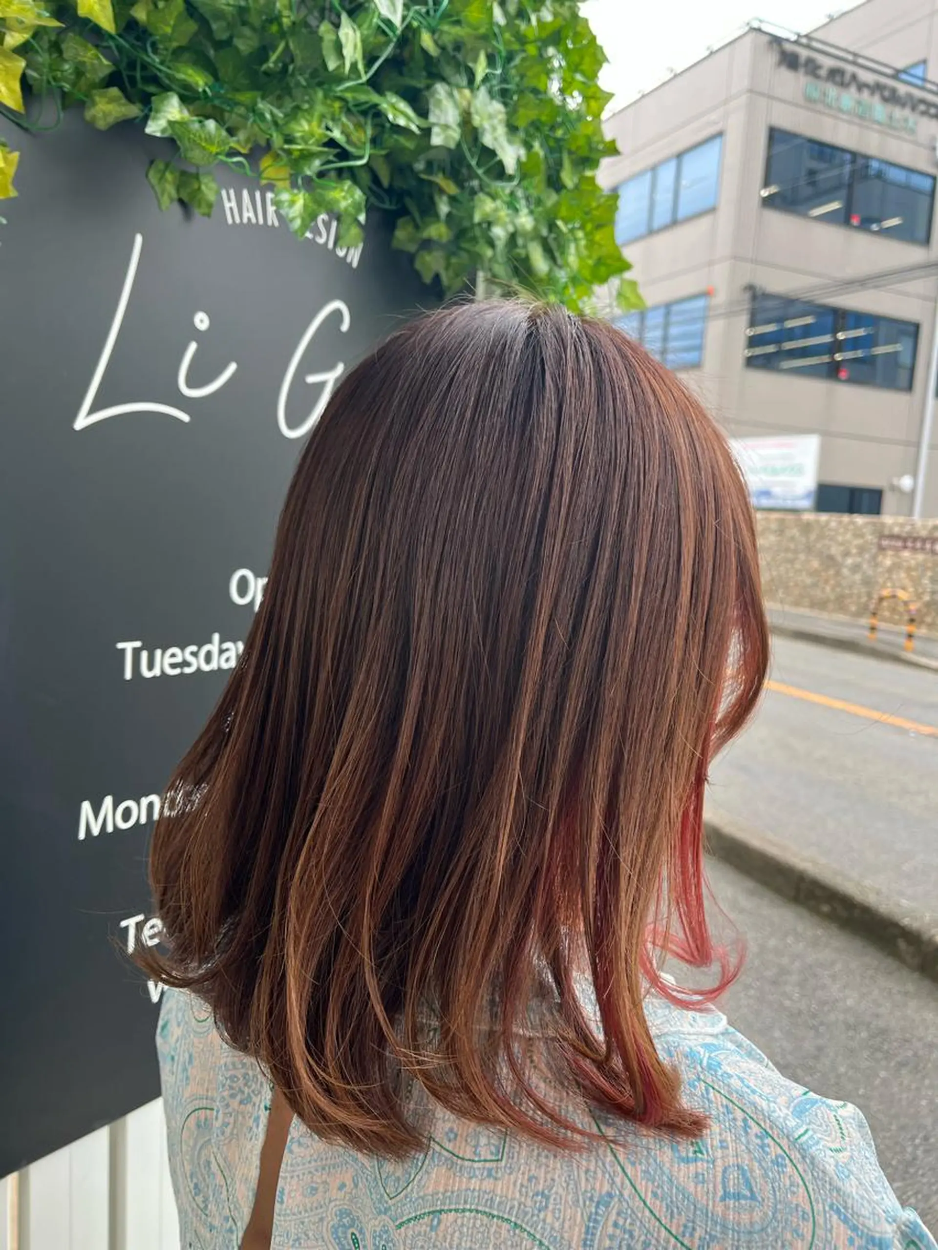 セミロング カラー 坂田 優子のヘアスタイル