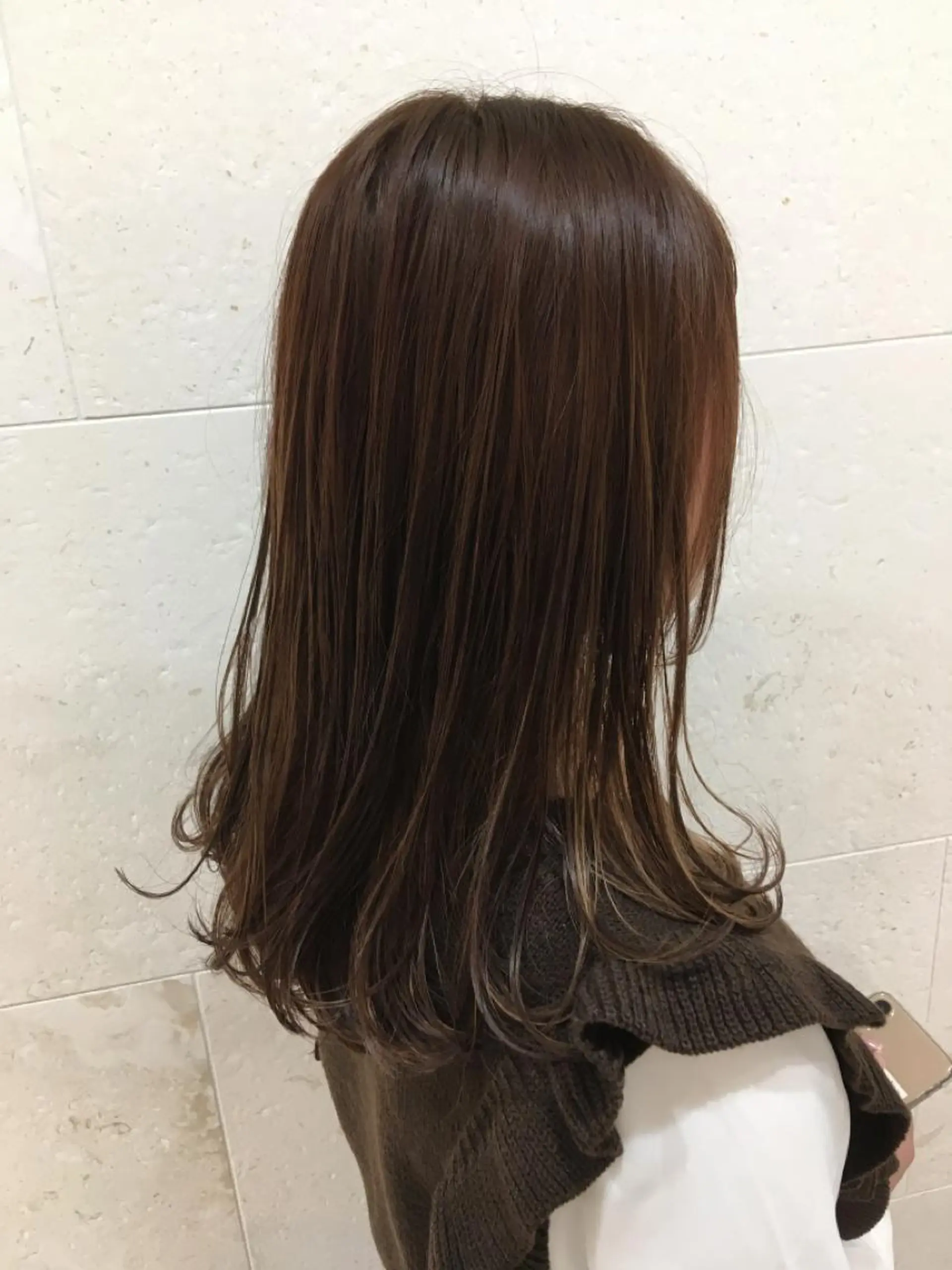 ロング カラー ダブルカラー ハイライトカラー ハイライト カット ヘアカラー トリートメント 斉藤 貴也のヘアスタイル