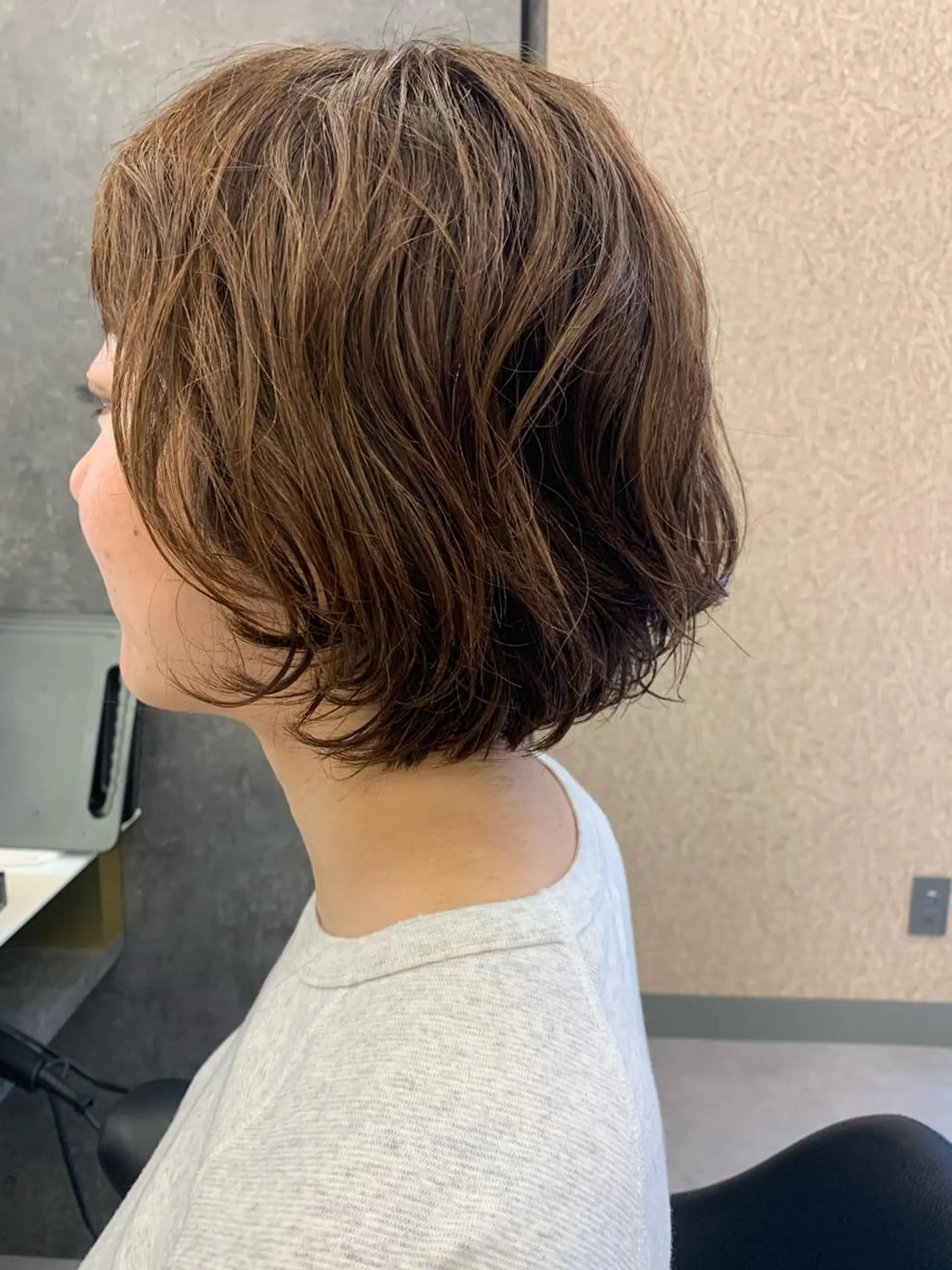 ショート くせ毛 カット ヘアカラー トリートメント ＳＨＵ ＮＴＡのヘアスタイル