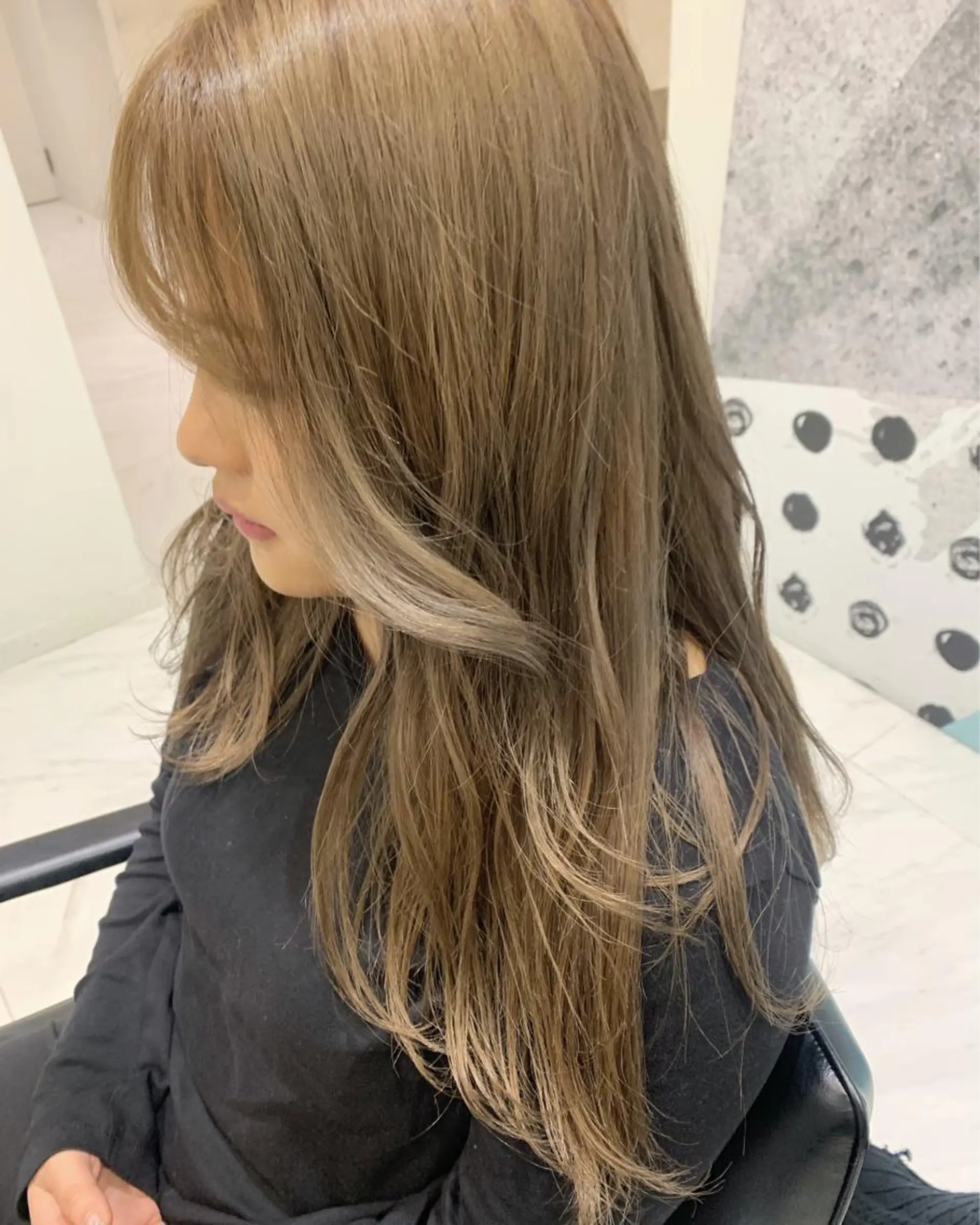 ロング カラー ベージュカラー ブリーチ ヘアカラー minami🪷 暖色カラーのヘアスタイル