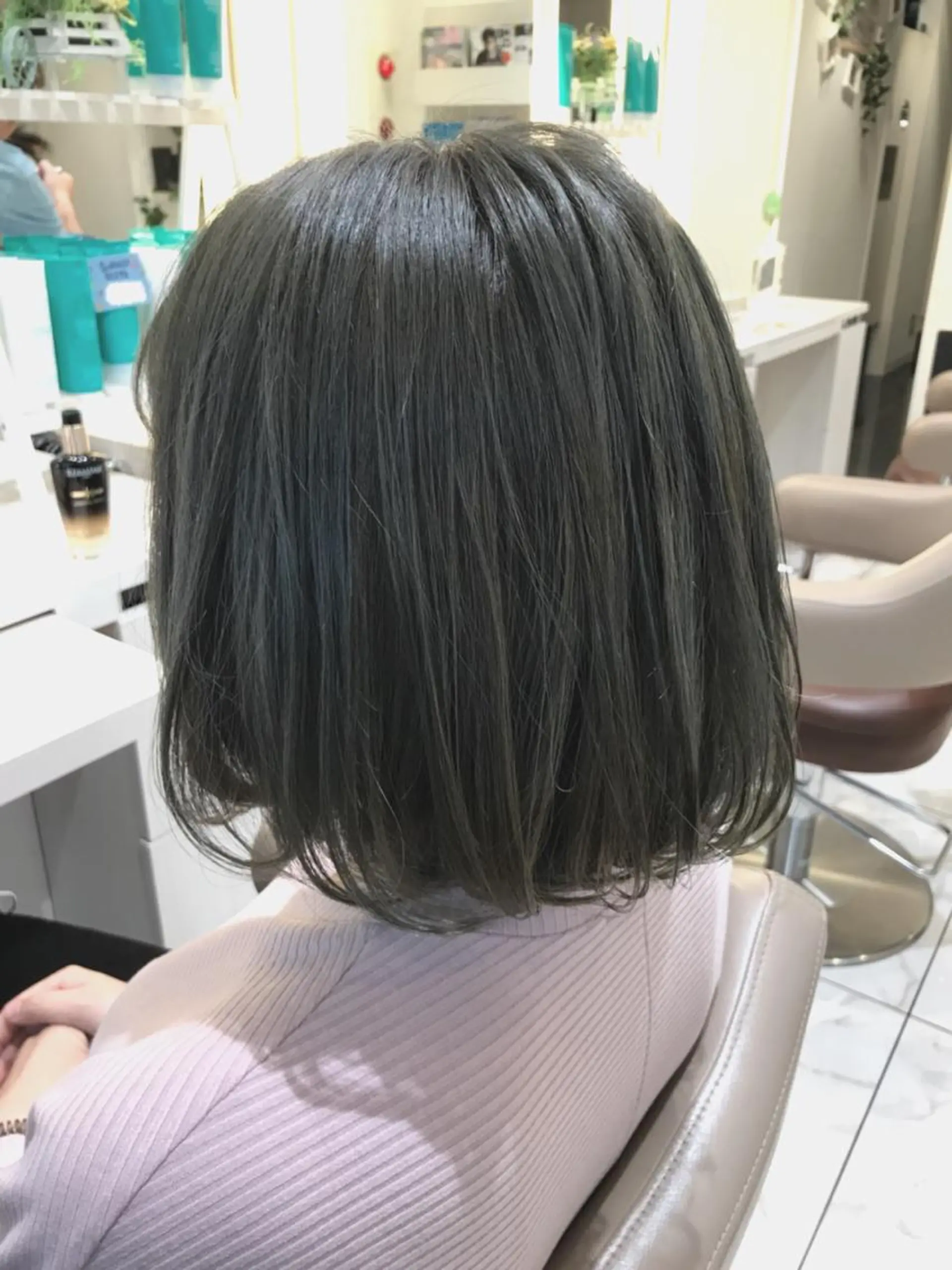 ミディアム カラー ブリーチ ブルーカラー ブルージュ ケアブリーチ 透明感カラー 山崎俊輔/髪質改善 /バレイヤージュのヘアスタイル