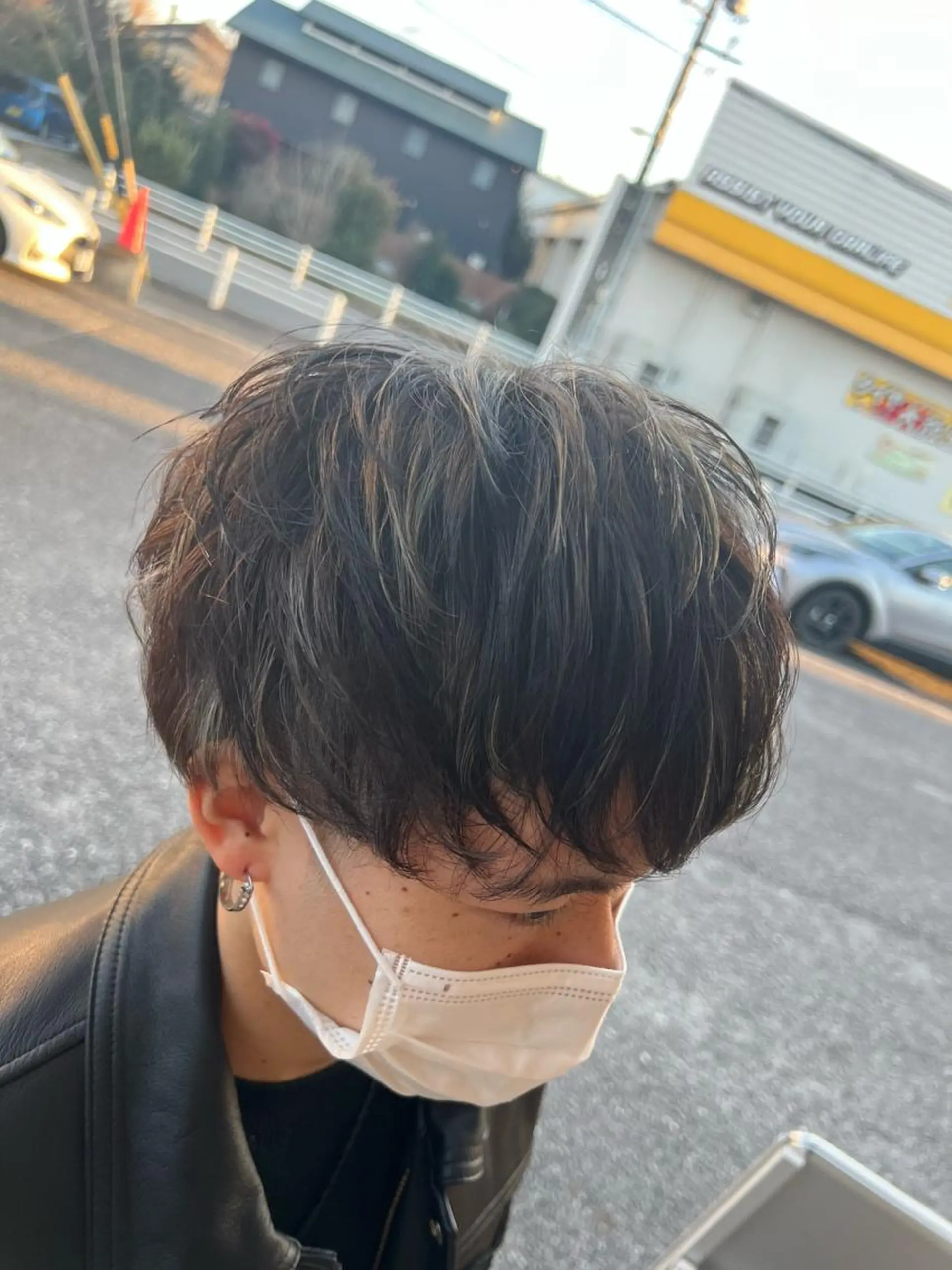 メンズ 御前  朋也 レイヤー透明感カラーのヘアスタイル