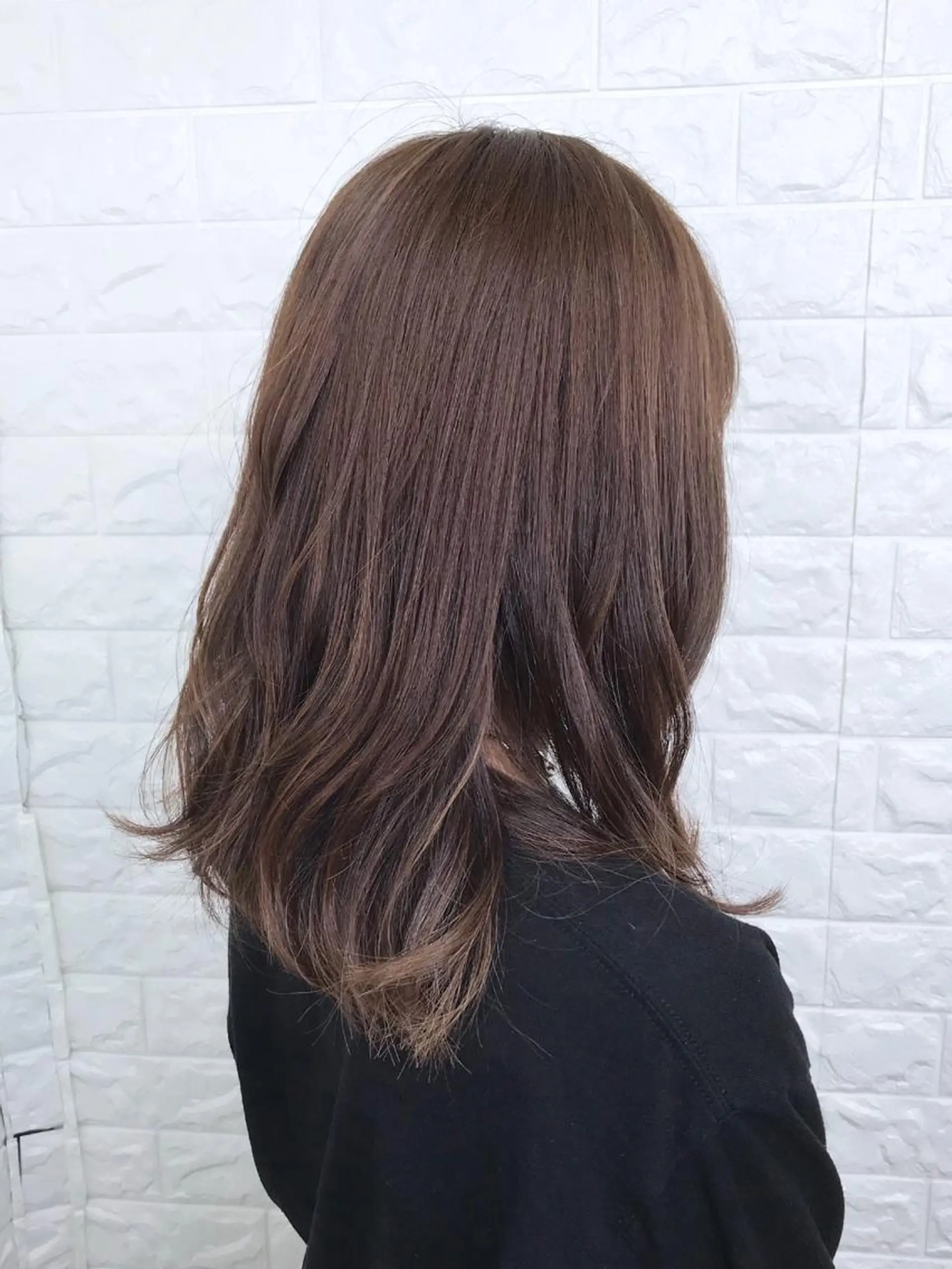 ミディアム カラー アッシュ ブリーチ ハイライトカラー イルミナカラー ハイライト エイジングケア特化 美容師✂️山崎竜二のヘアスタイル