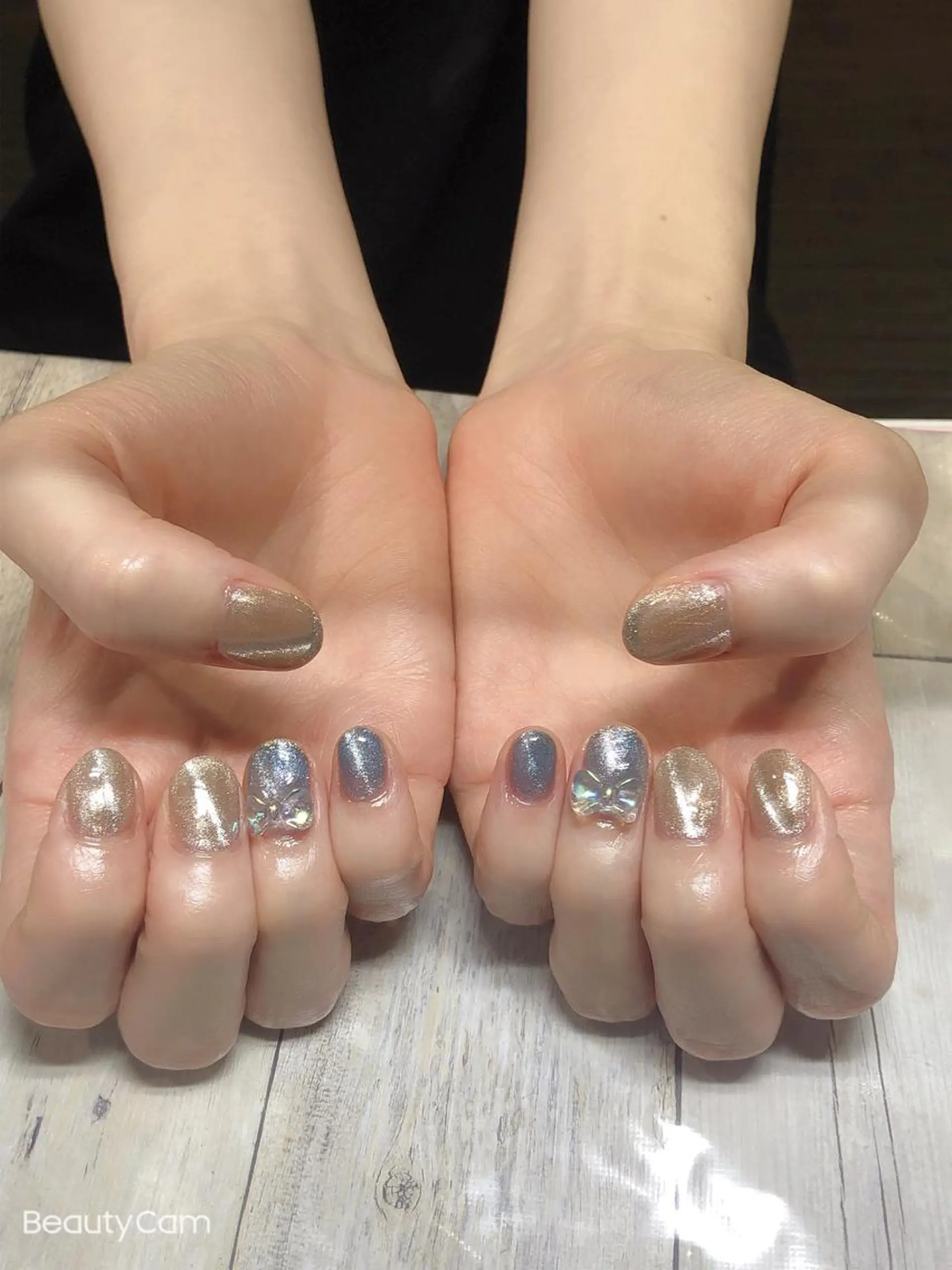 ネイル マグネットネイル ✨アン ミユ✨のネイルデザイン