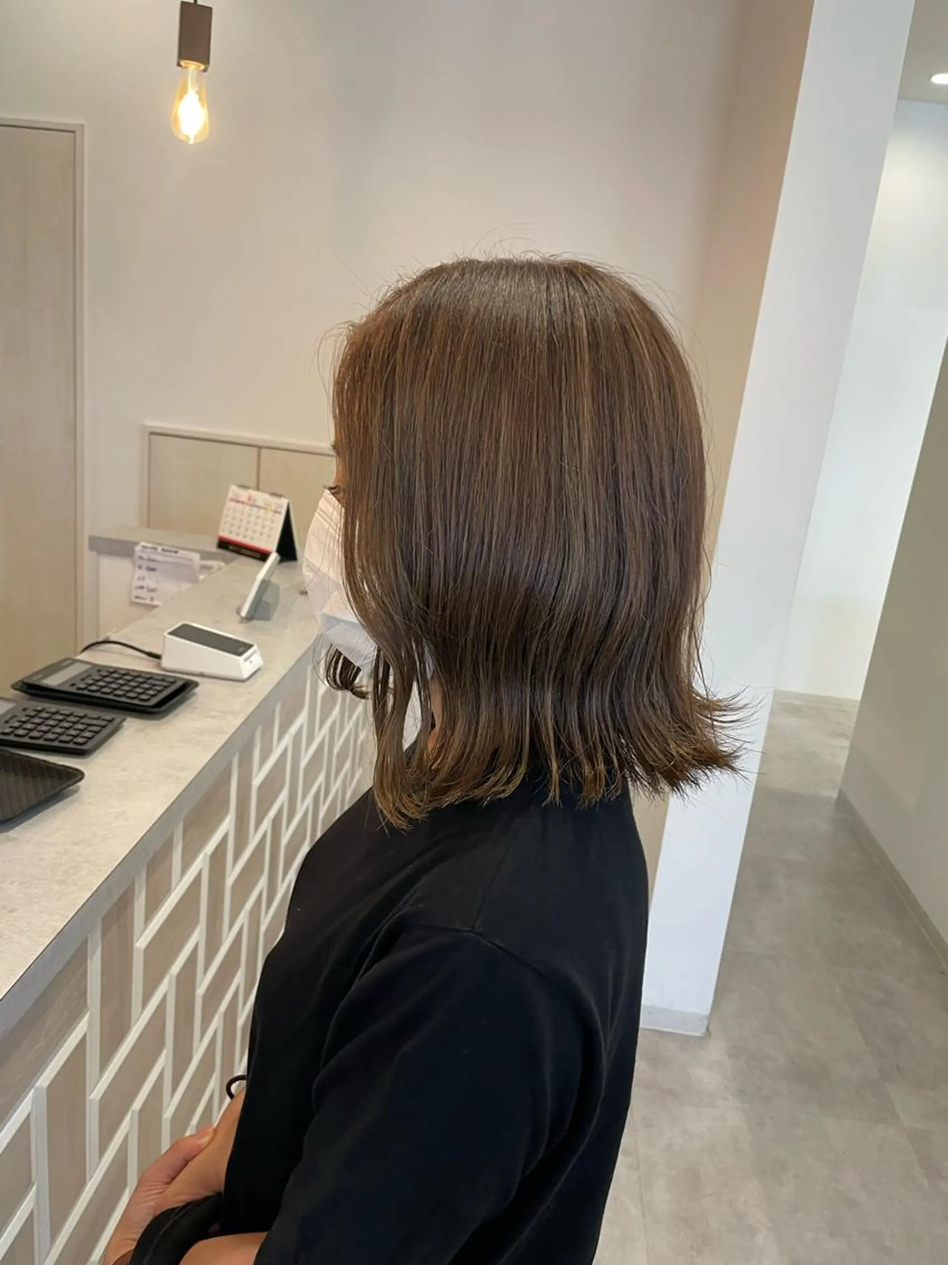 セミロング やまこし 美裕樹のヘアスタイル