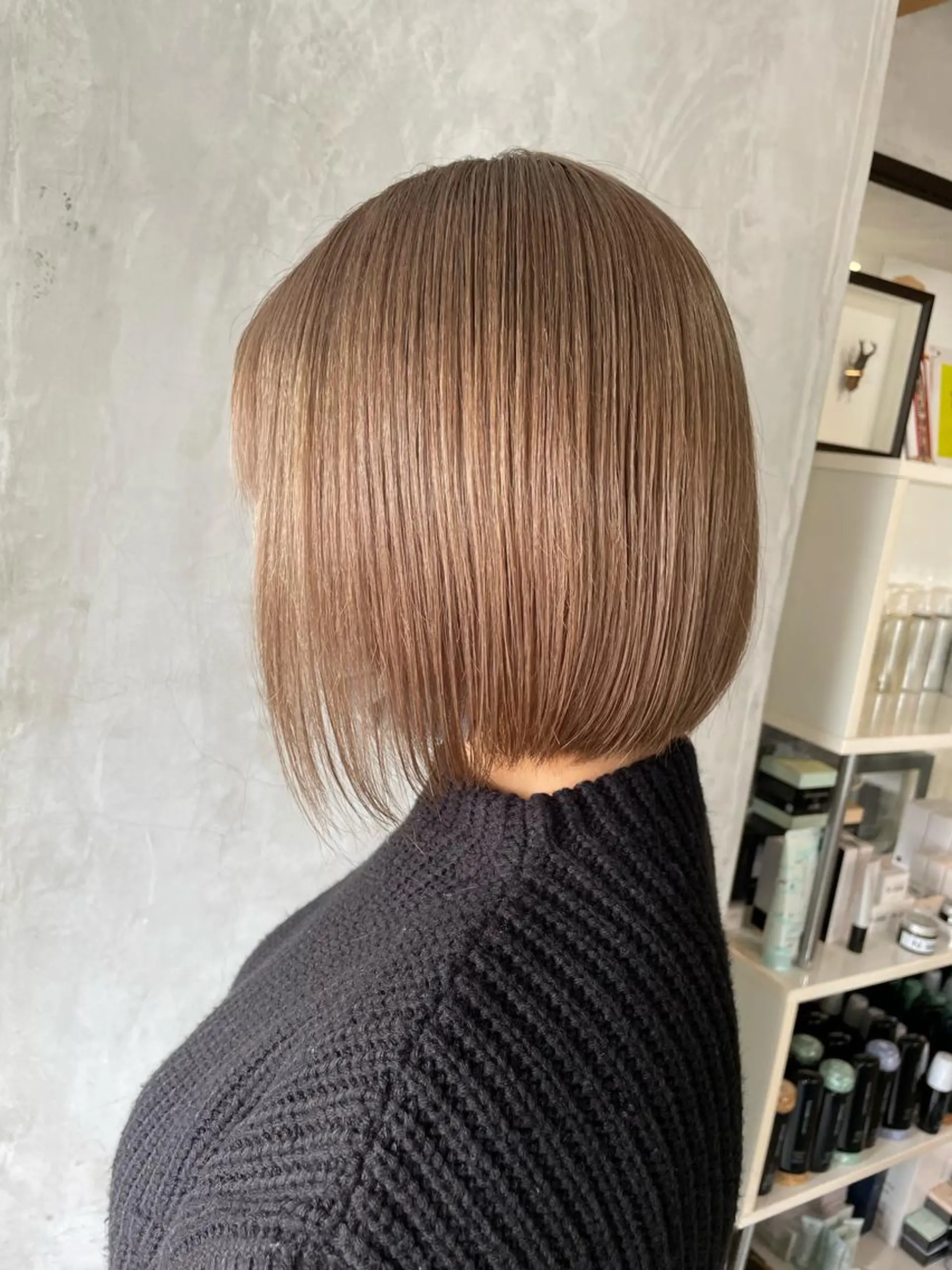 ショート ヘアカラー 横山 奈央のヘアスタイル