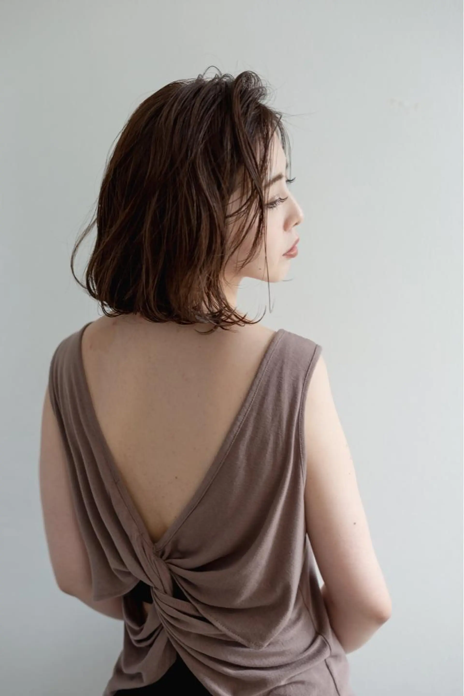 ミディアム カラー ツジガキ ユウスケのヘアスタイル