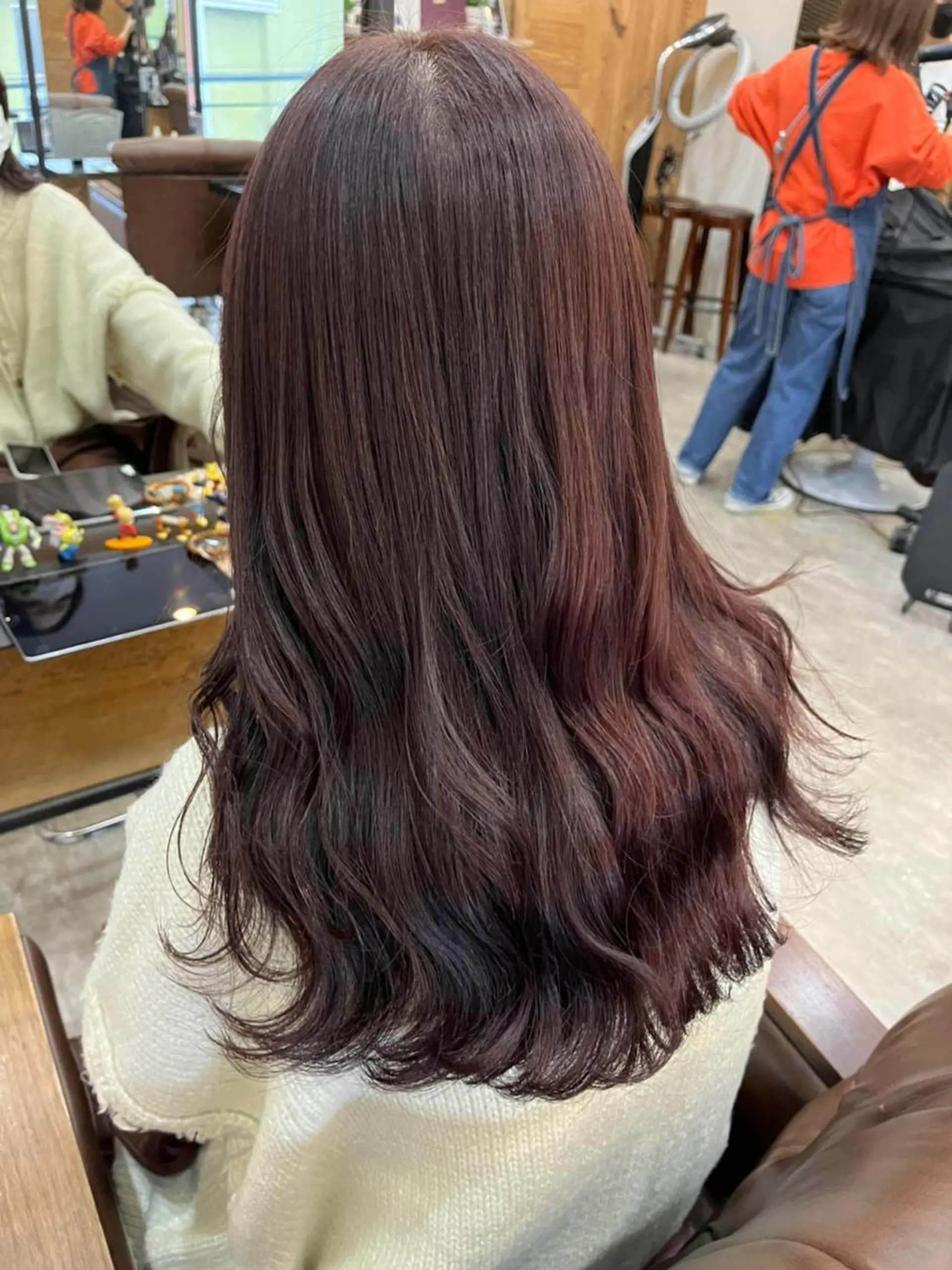 ロング ヘアアレンジ パーマ カラー アディクシーカラー アッシュ バレイヤージュ ミストバング ブリーチ カット ヘアカラー トリートメント 初めでも安心🌟 newi町田✂のヘアスタイル