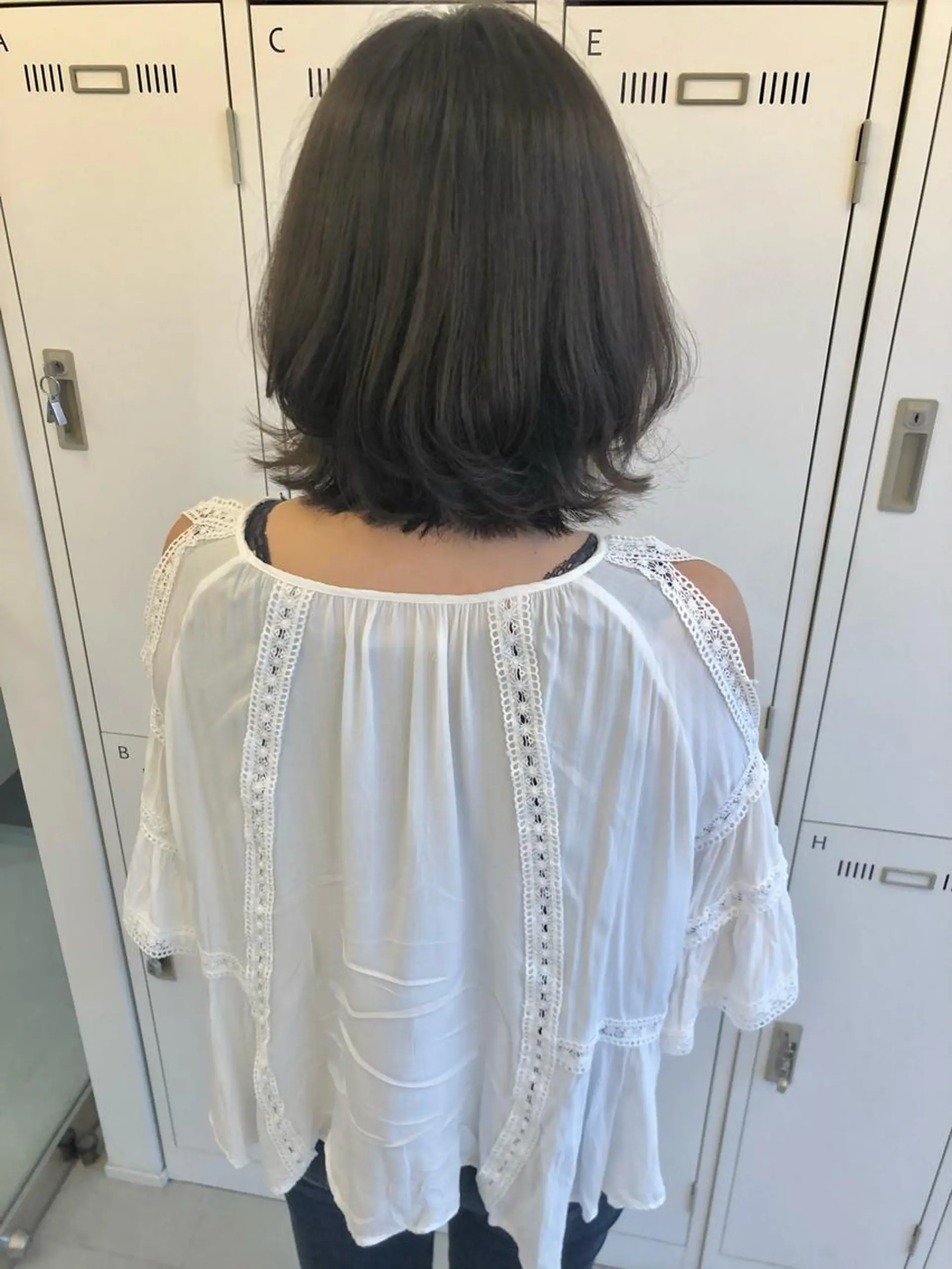 ショート カラー ボブレイヤー グレージュ ボブ レイヤーカット Saori / さおりのヘアスタイル