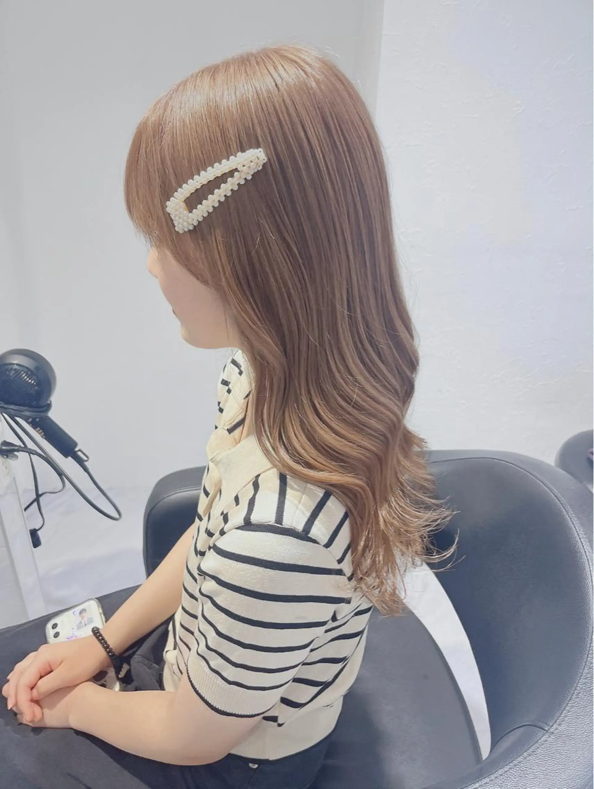 セミロング 🫧うる艶トレンド 🫧透明感カラーのヘアスタイル