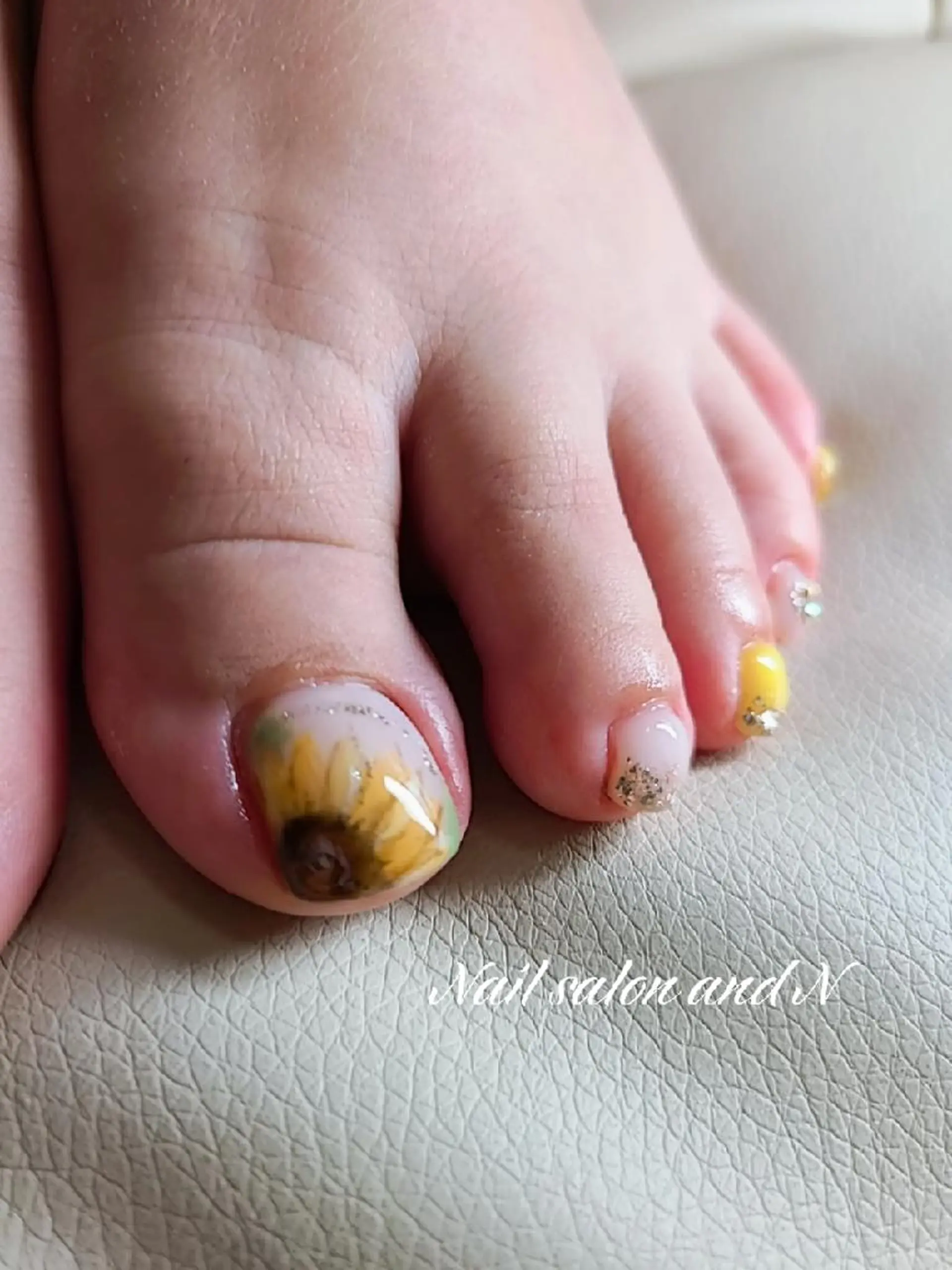 ネイル and Nのネイルデザイン