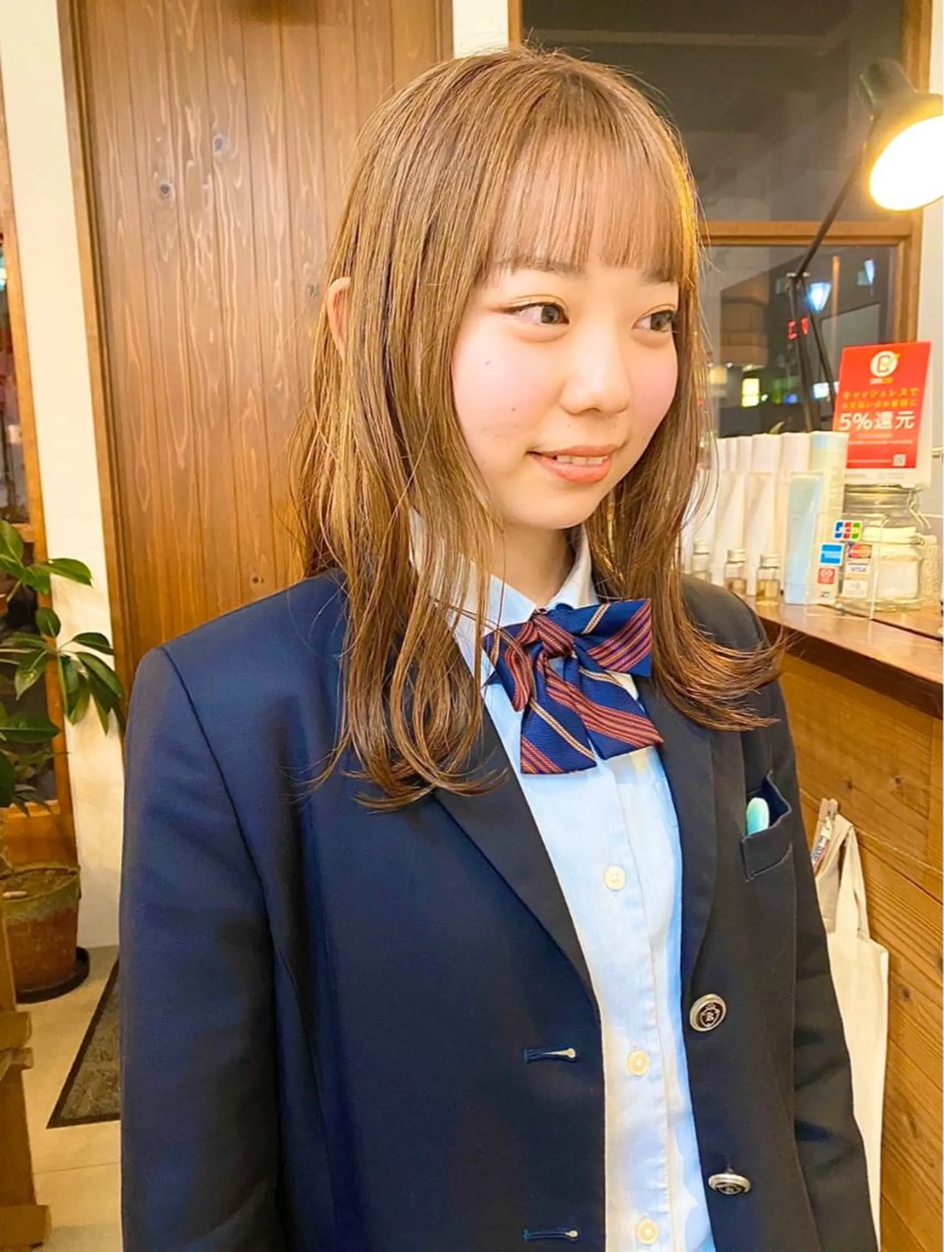 ミディアム カラー クロスパーマ× 透明感カラー✂︎のヘアスタイル