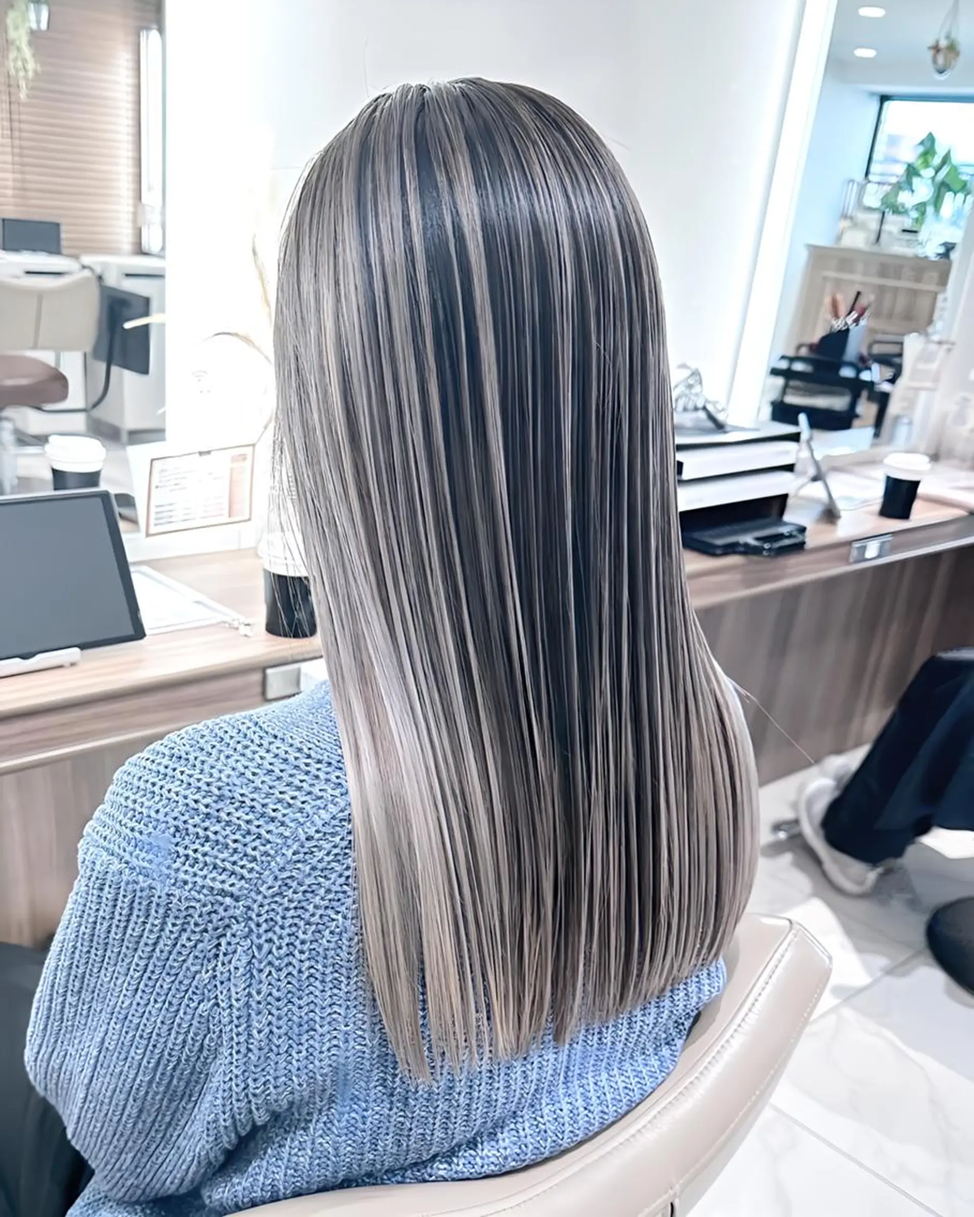 カラー ロング 髪質改善 ヘアカラー トリートメント ＡＳＨ大宮/ブリーチ 髪質改善/カラーのヘアスタイル