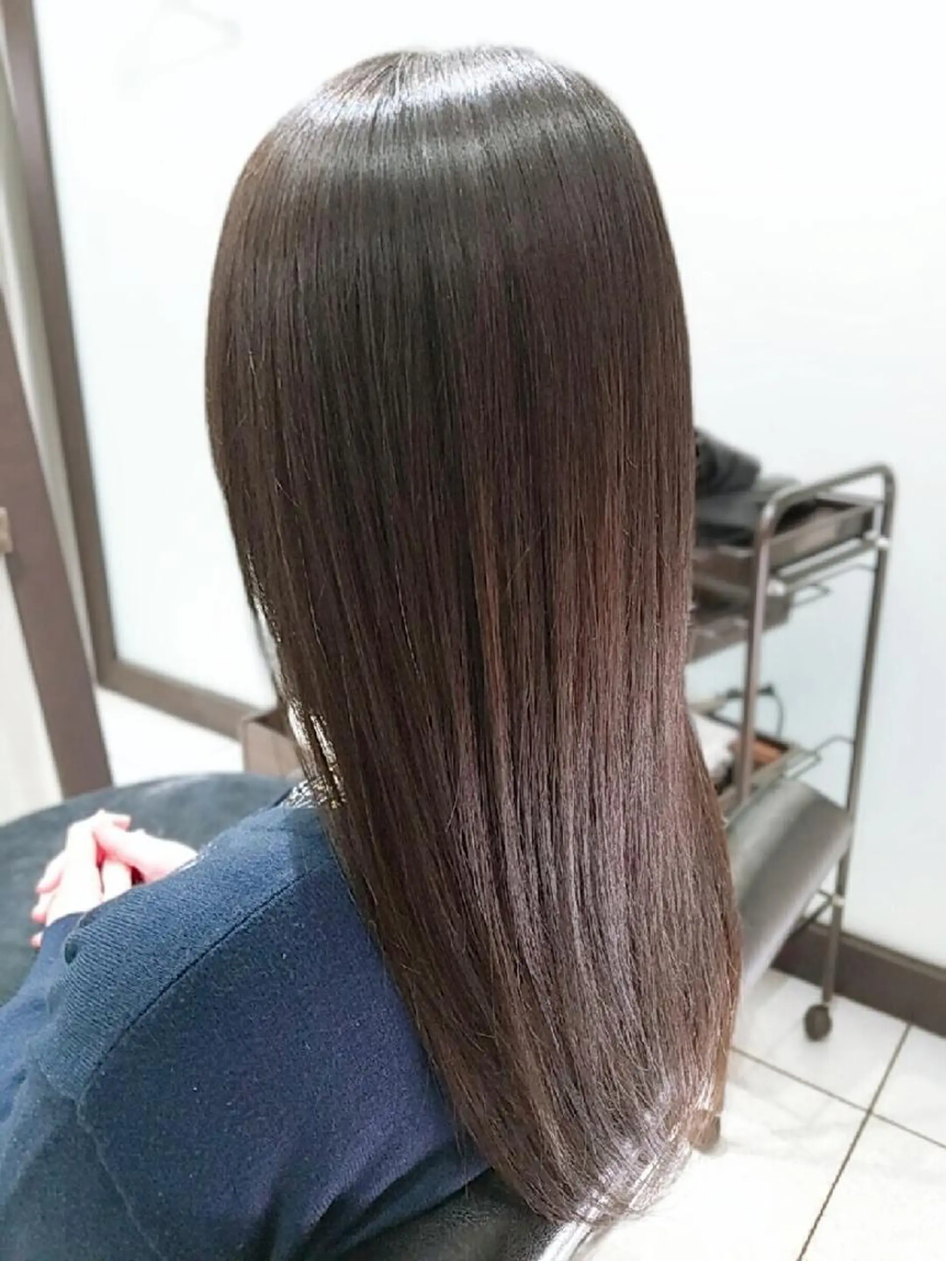 セミロング newi WASHIOのヘアスタイル