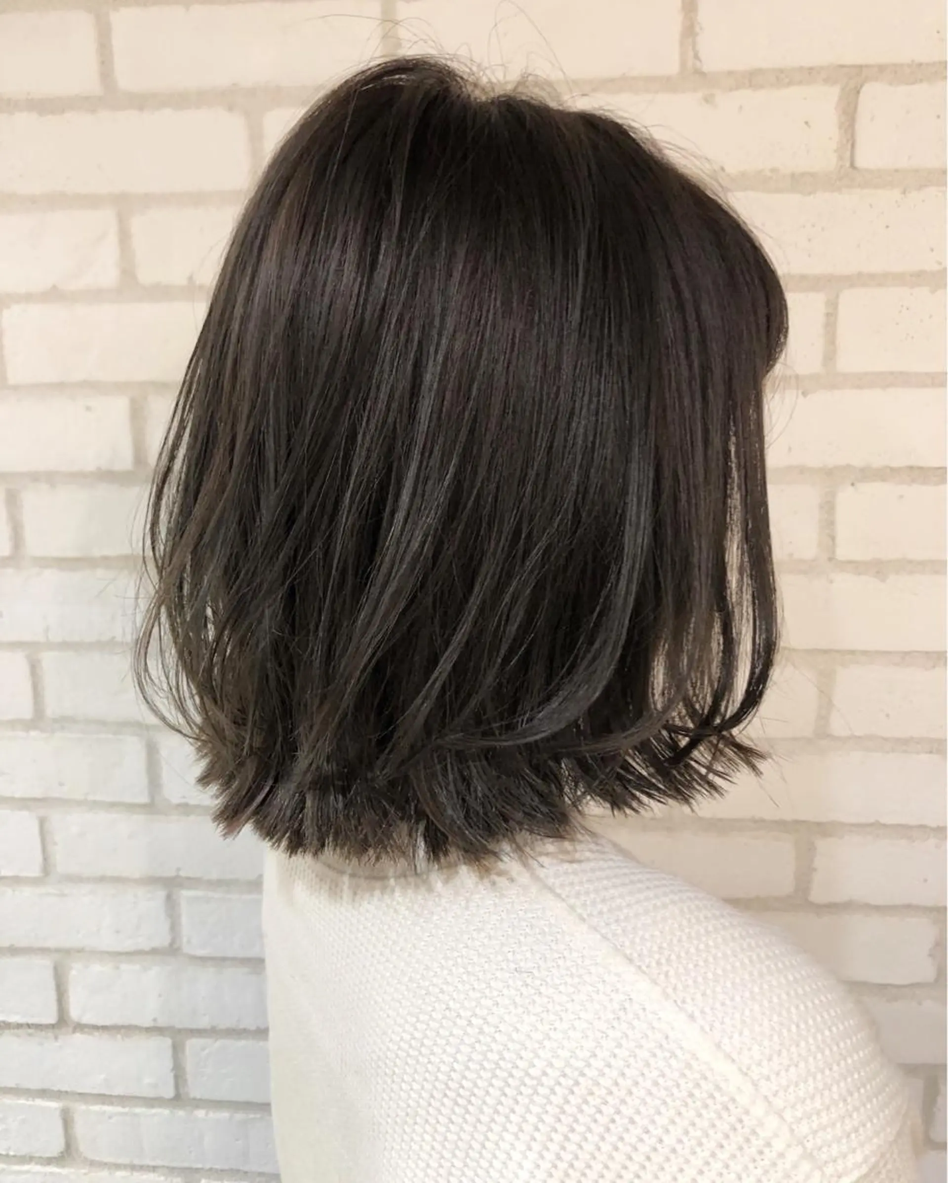 ショート カラー 小島 侑衣のヘアスタイル