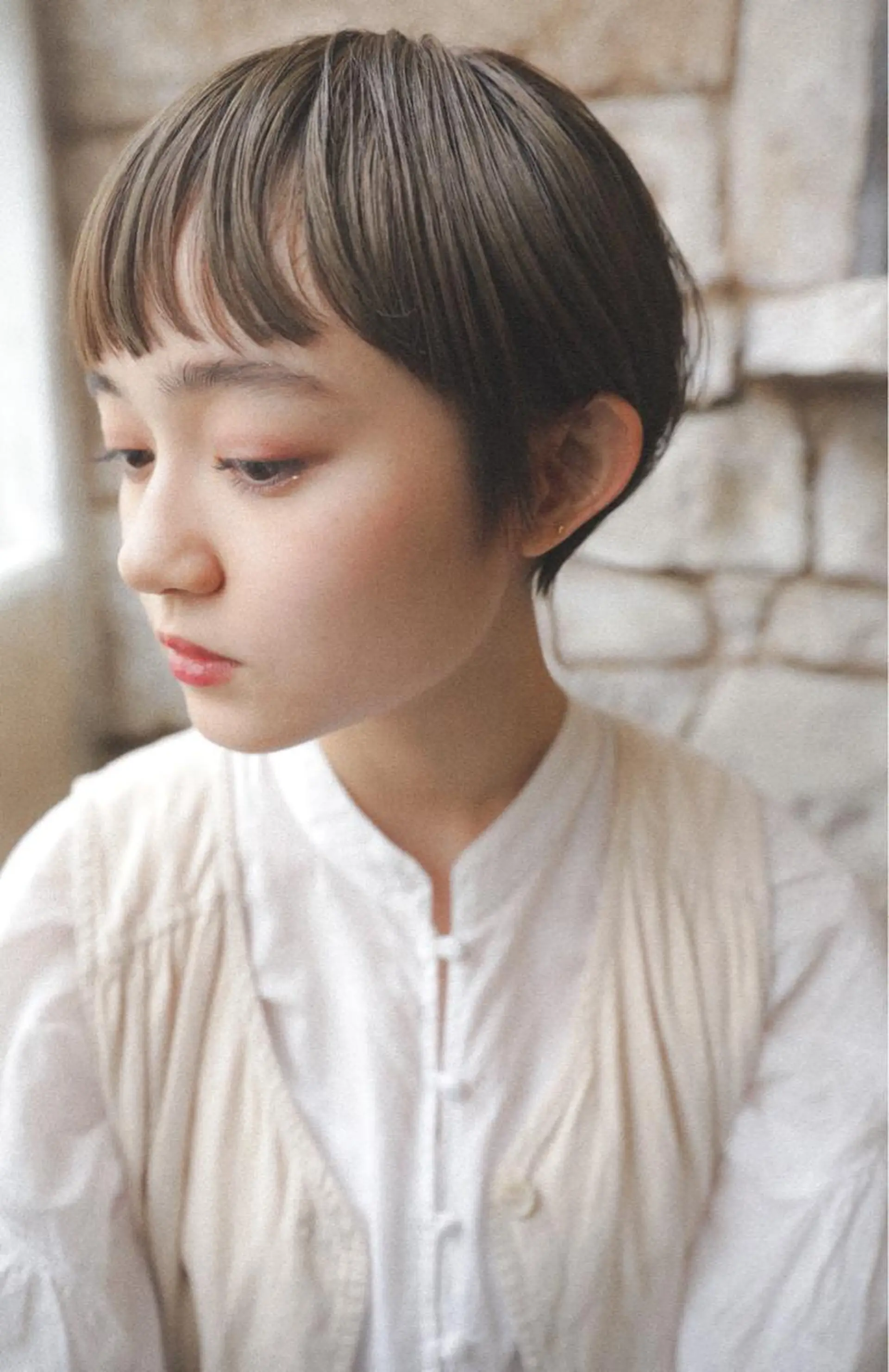 ショート カラー 丸みショート オン眉 ショートヘア 岡安優太 顔まわり似合せが得意のヘアスタイル
