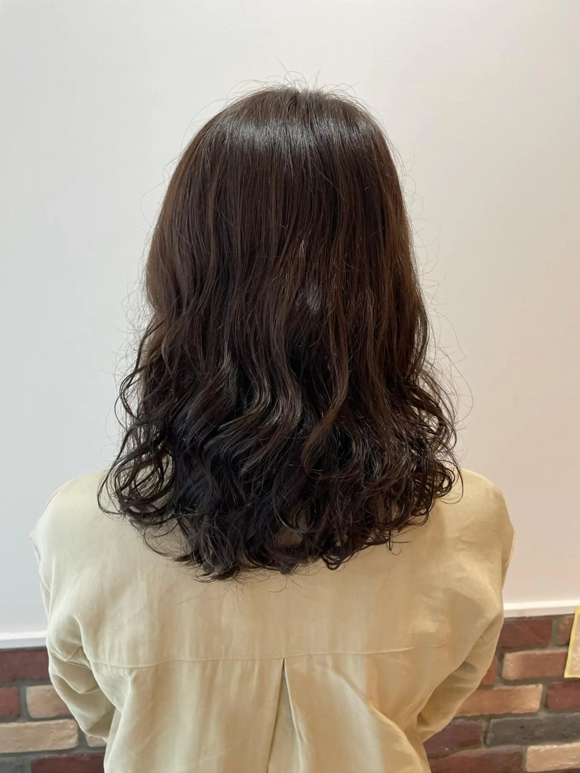 ミディアム 中井 茅佳のヘアスタイル