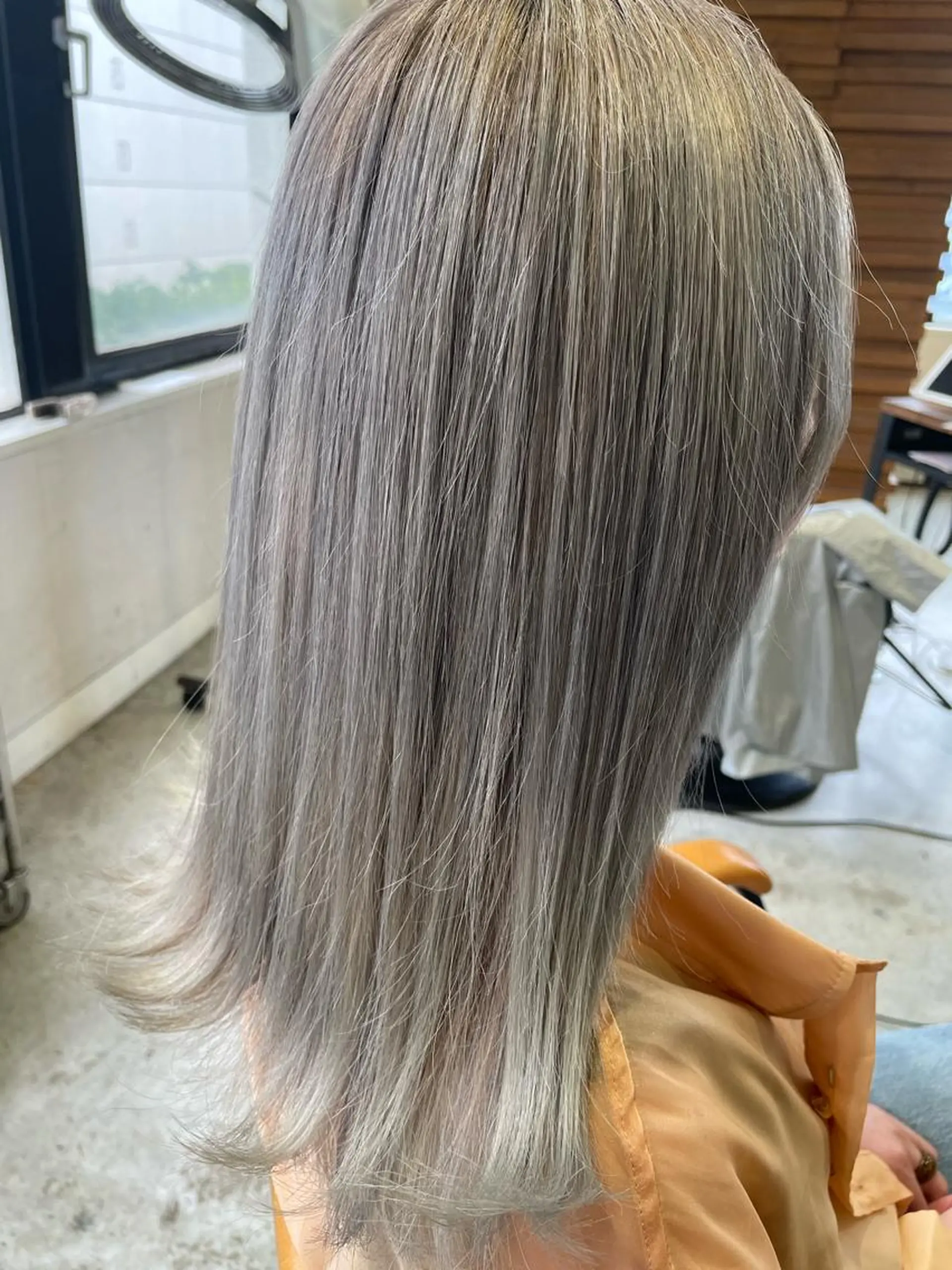 カラー のり🐼顔まわり/ 韓国/レイヤーカットのヘアスタイル