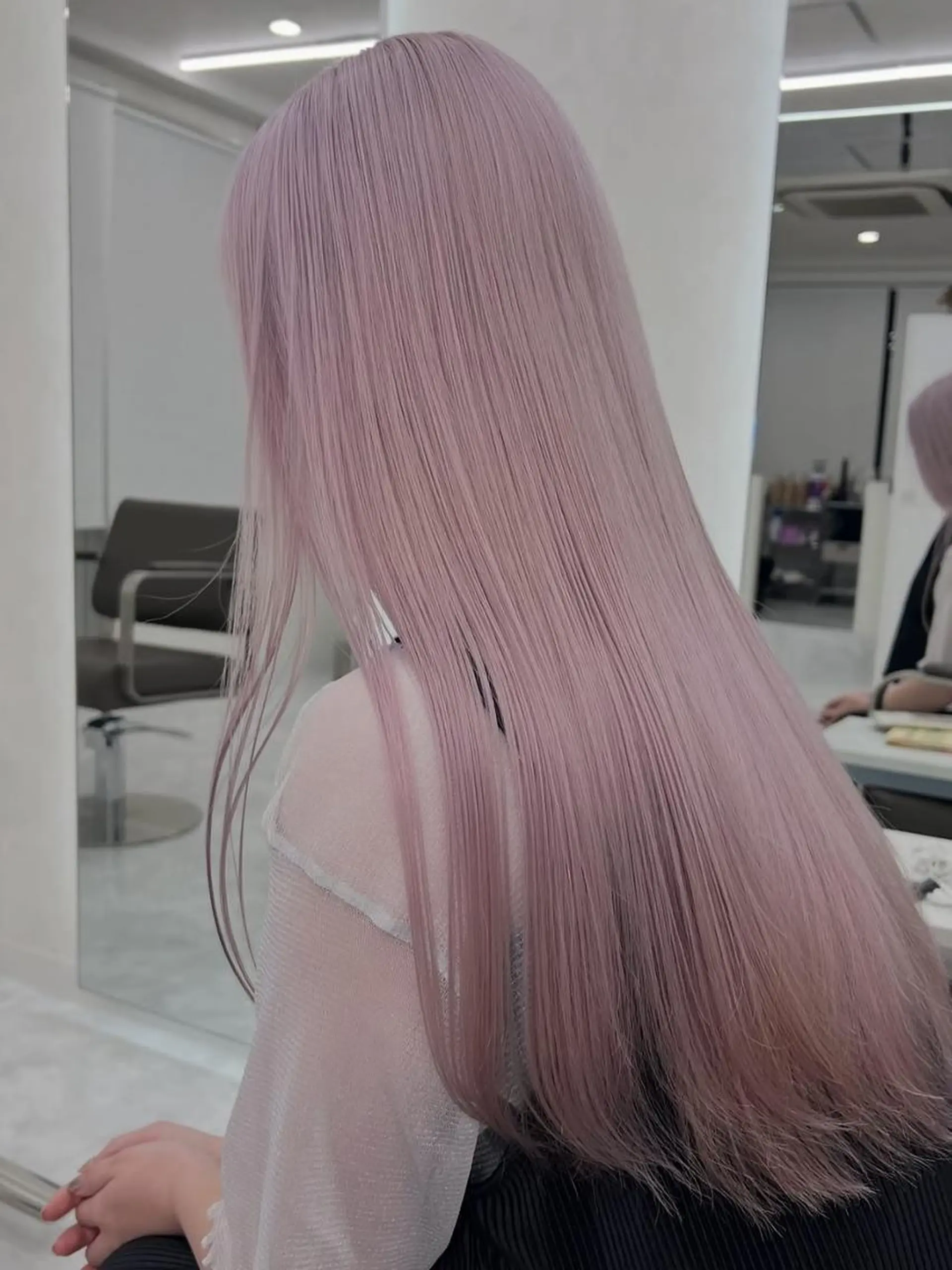 ロング カラー Eirデザイナーズ サロン茶屋町tomoのヘアスタイル