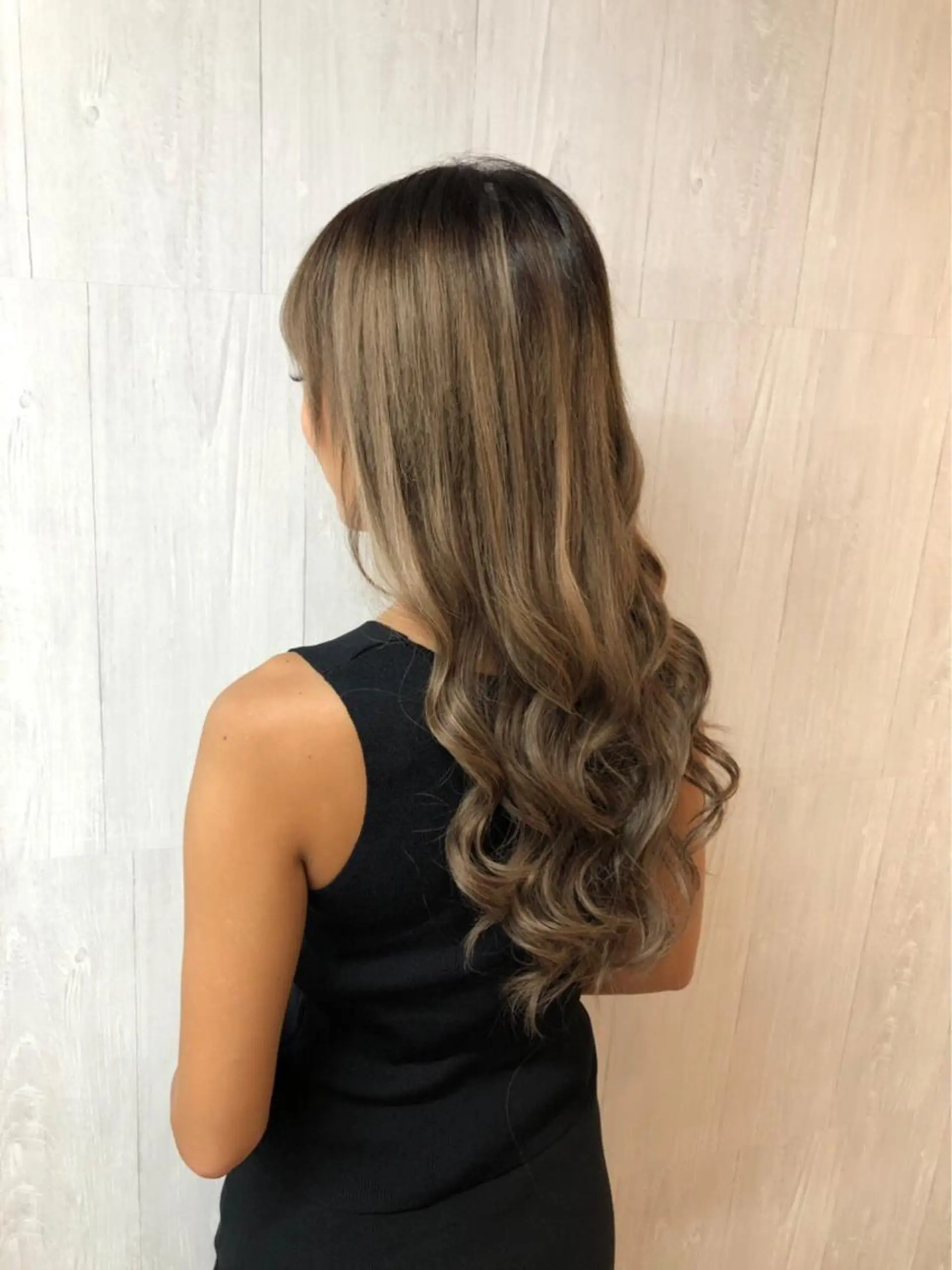 ロング ヘアセット GLOSS 心斎橋 山上のヘアスタイル