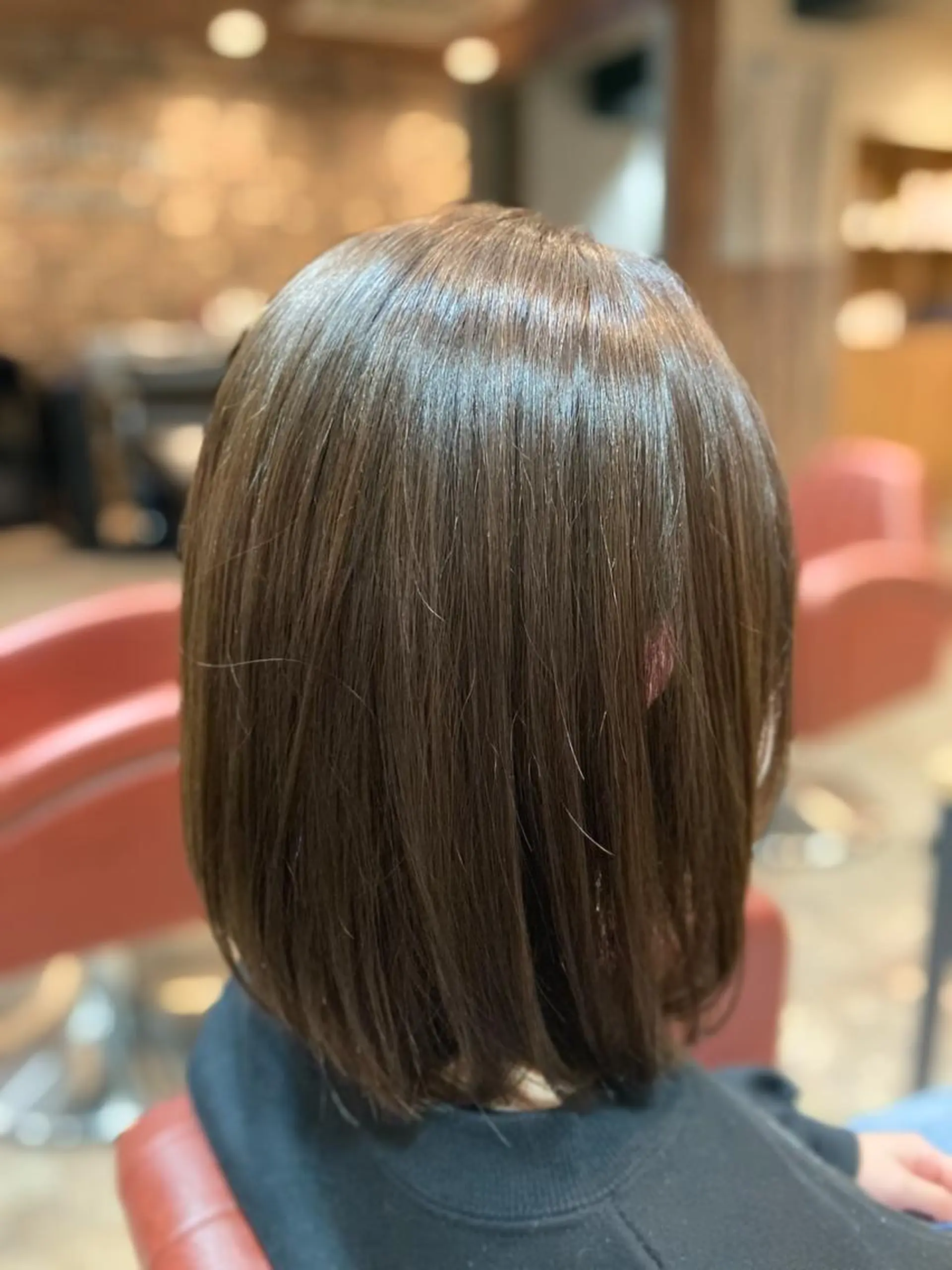 ミディアム カラー ERIKO Tのヘアスタイル