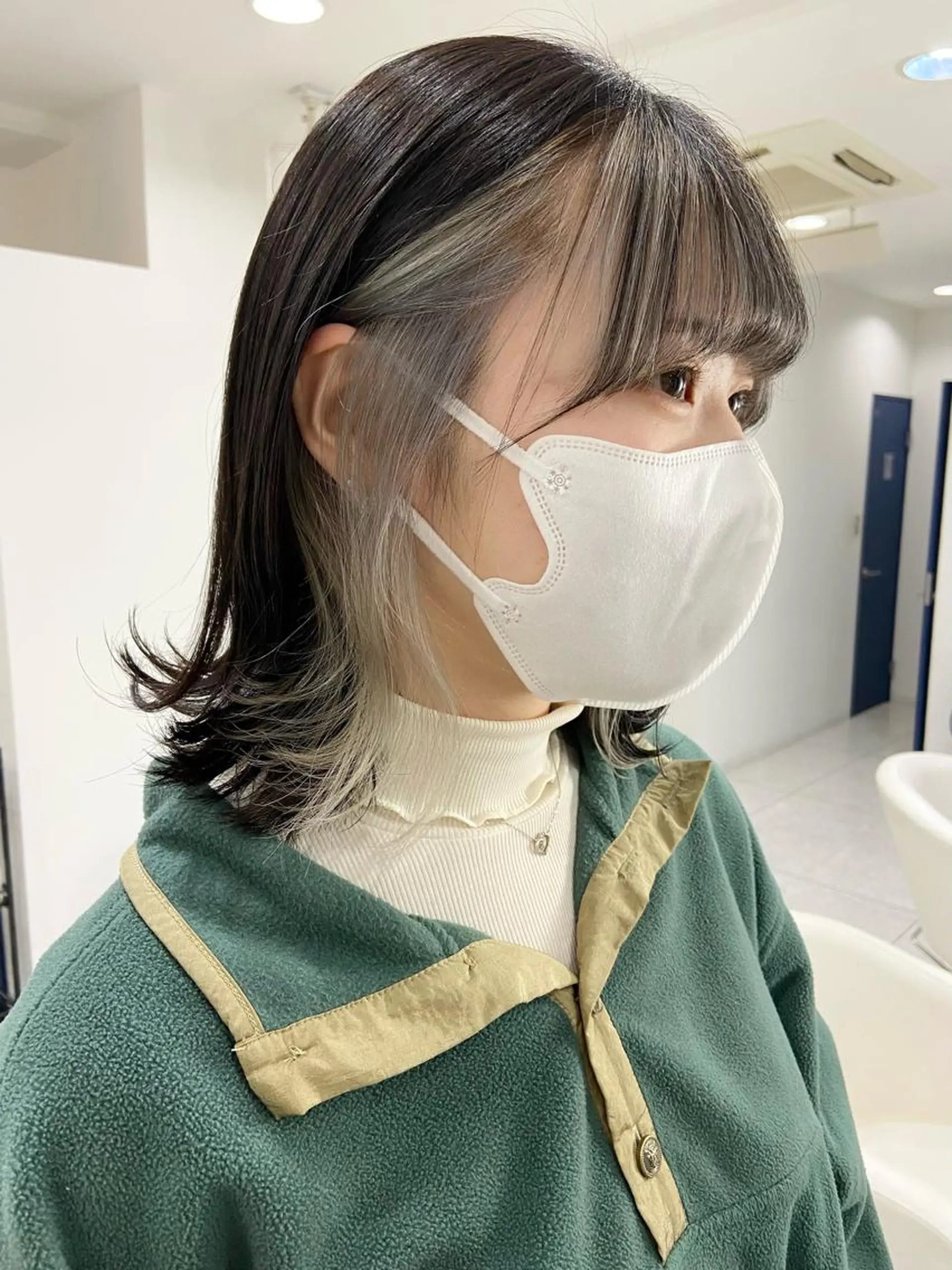 カラー ブリーチ イヤリングカラー インナーカラー 💎Eleanor ニイナ💎のヘアスタイル