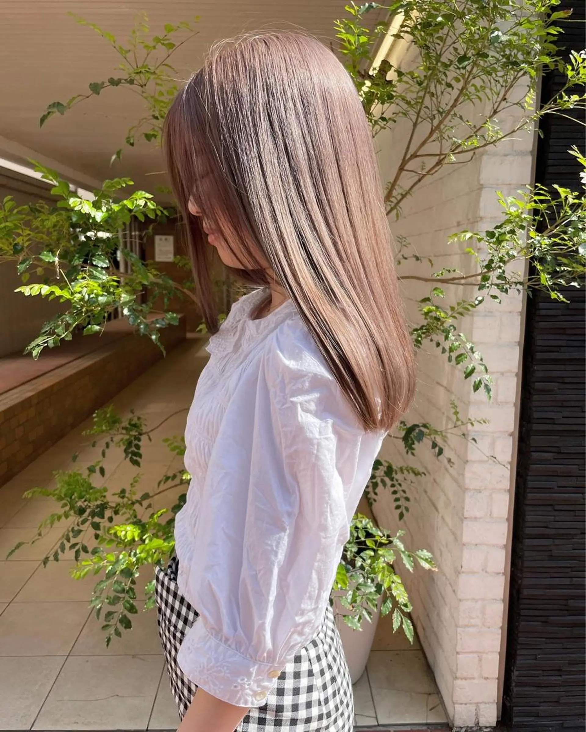 セミロング カラー VEGA天神 ブリーチのヘアスタイル