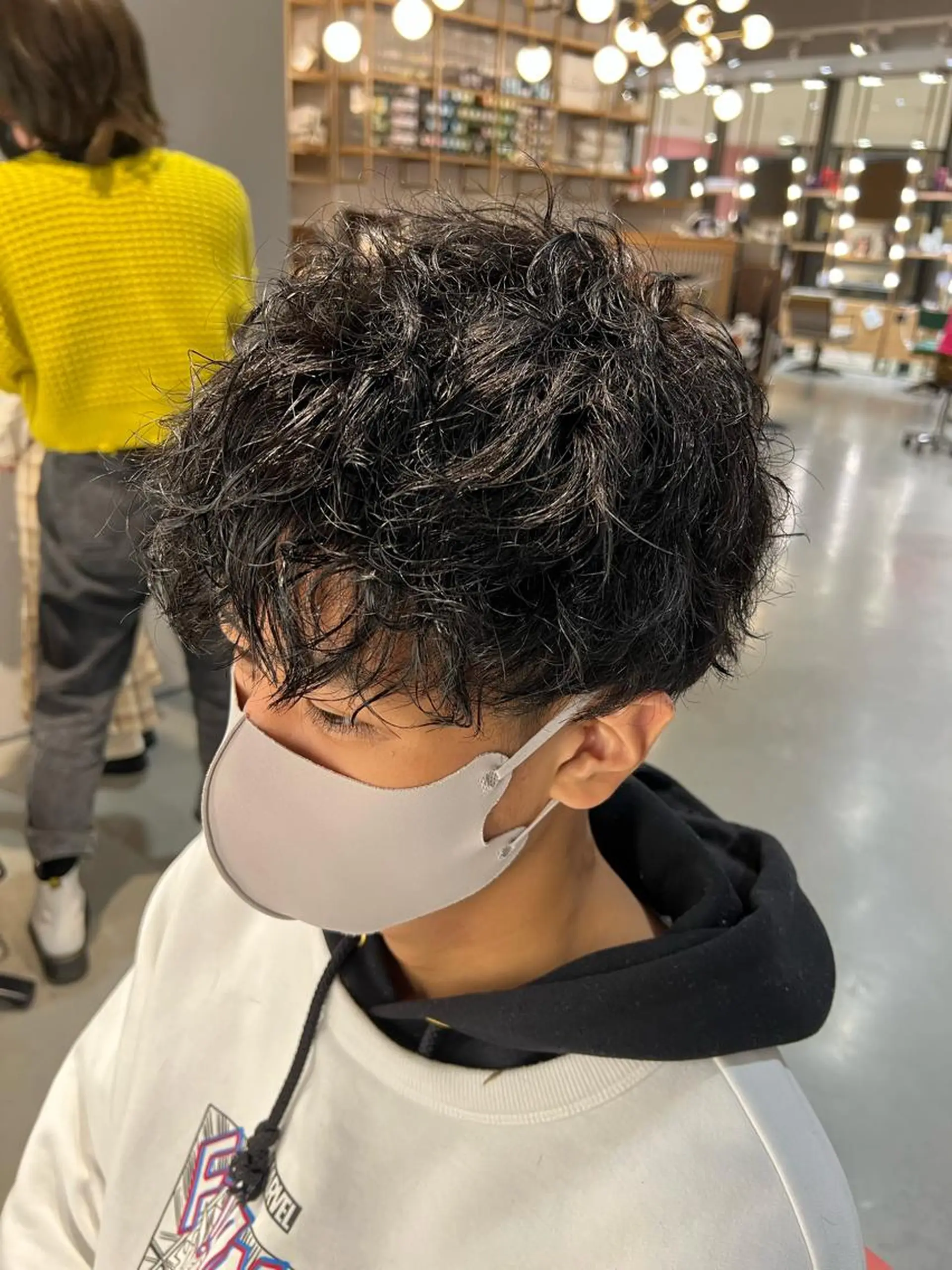 ショート パーマ メンズ 梅田茶屋町メンズ 専門美容師 山元一平のヘアスタイル