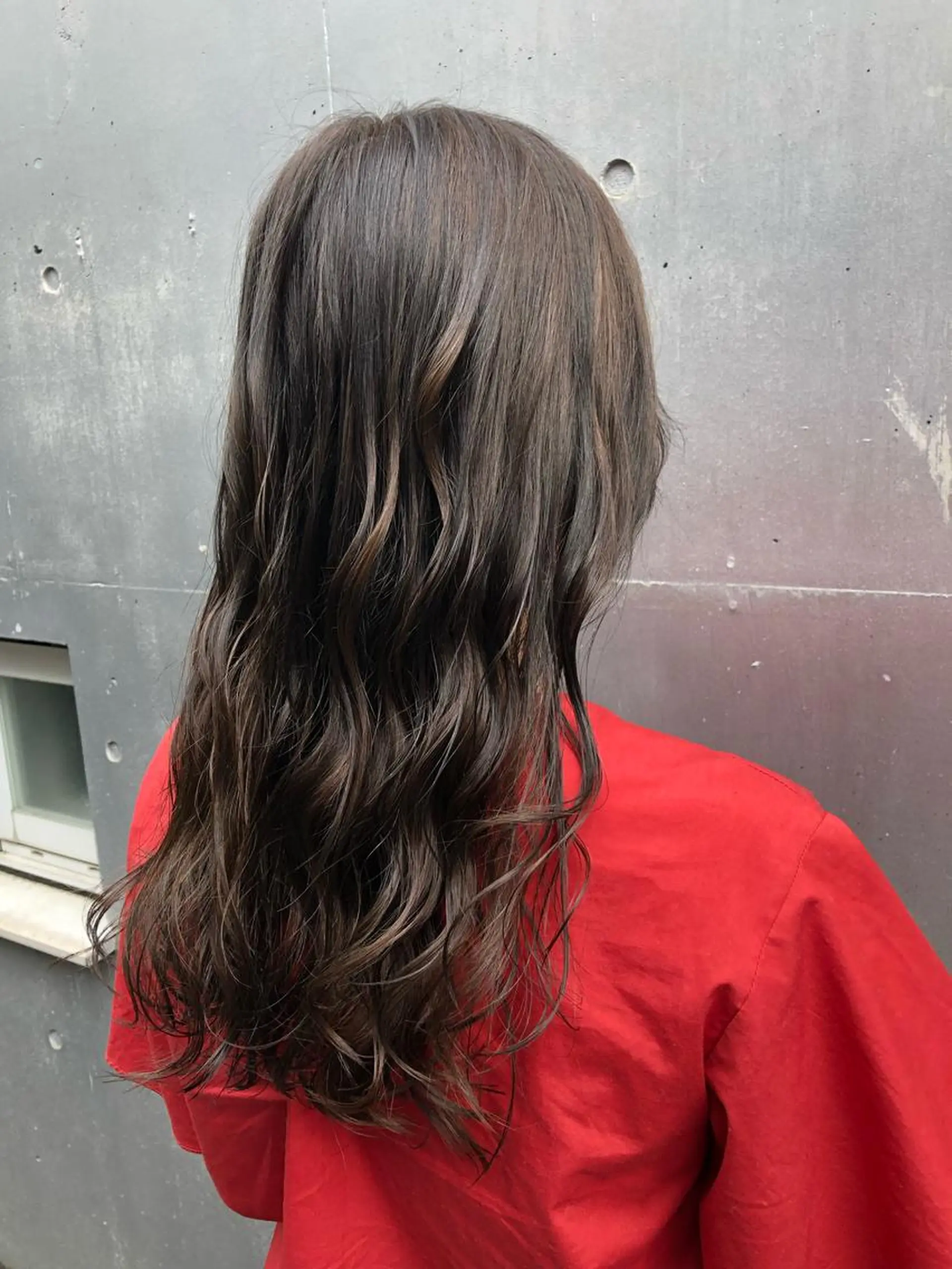 ミディアム カット ヘアカラー トリートメント お気に入り数2.3万 🏆SHO🏆のヘアスタイル