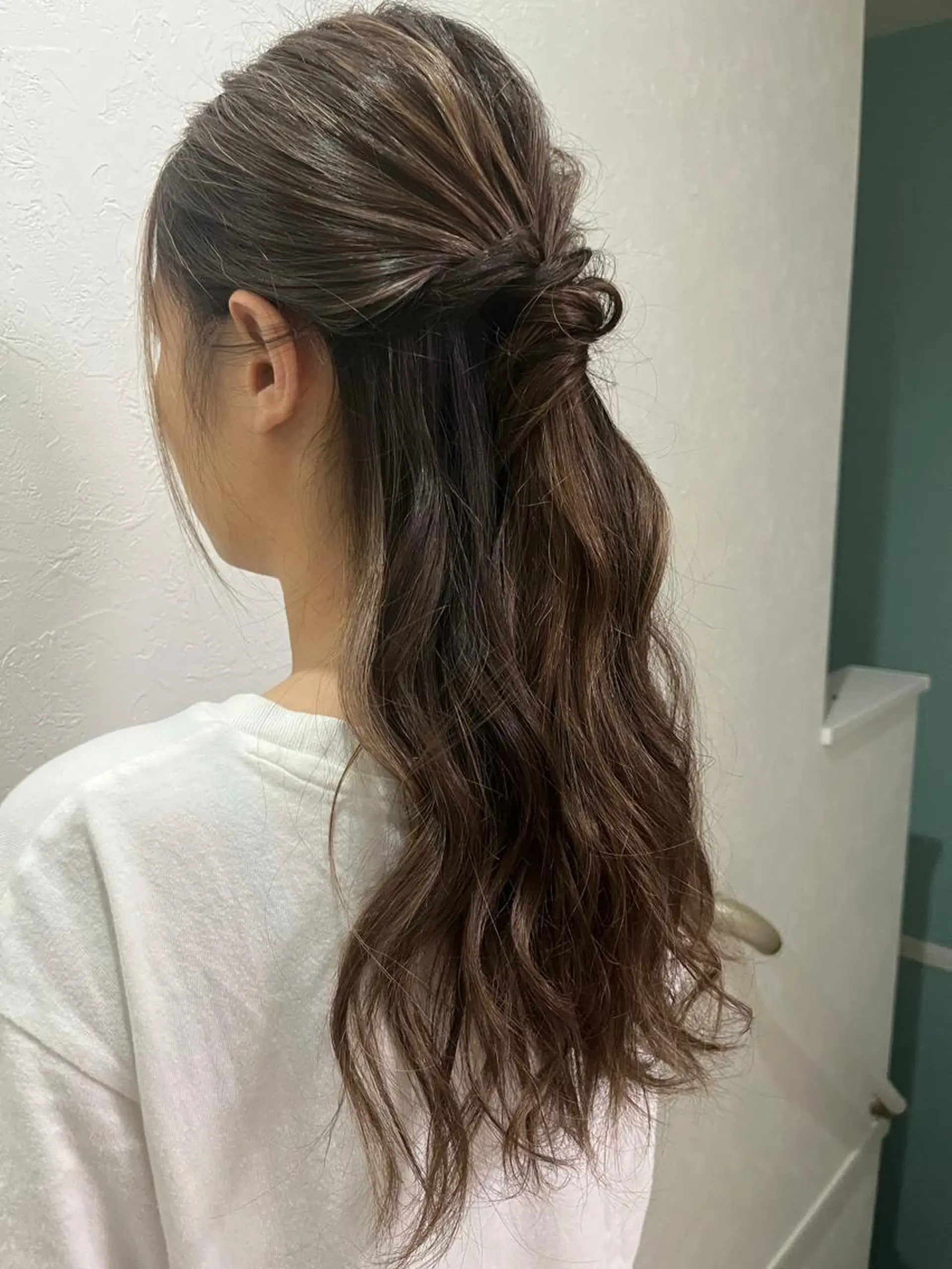 ロング ヘアアレンジ 前田 真保のヘアスタイル