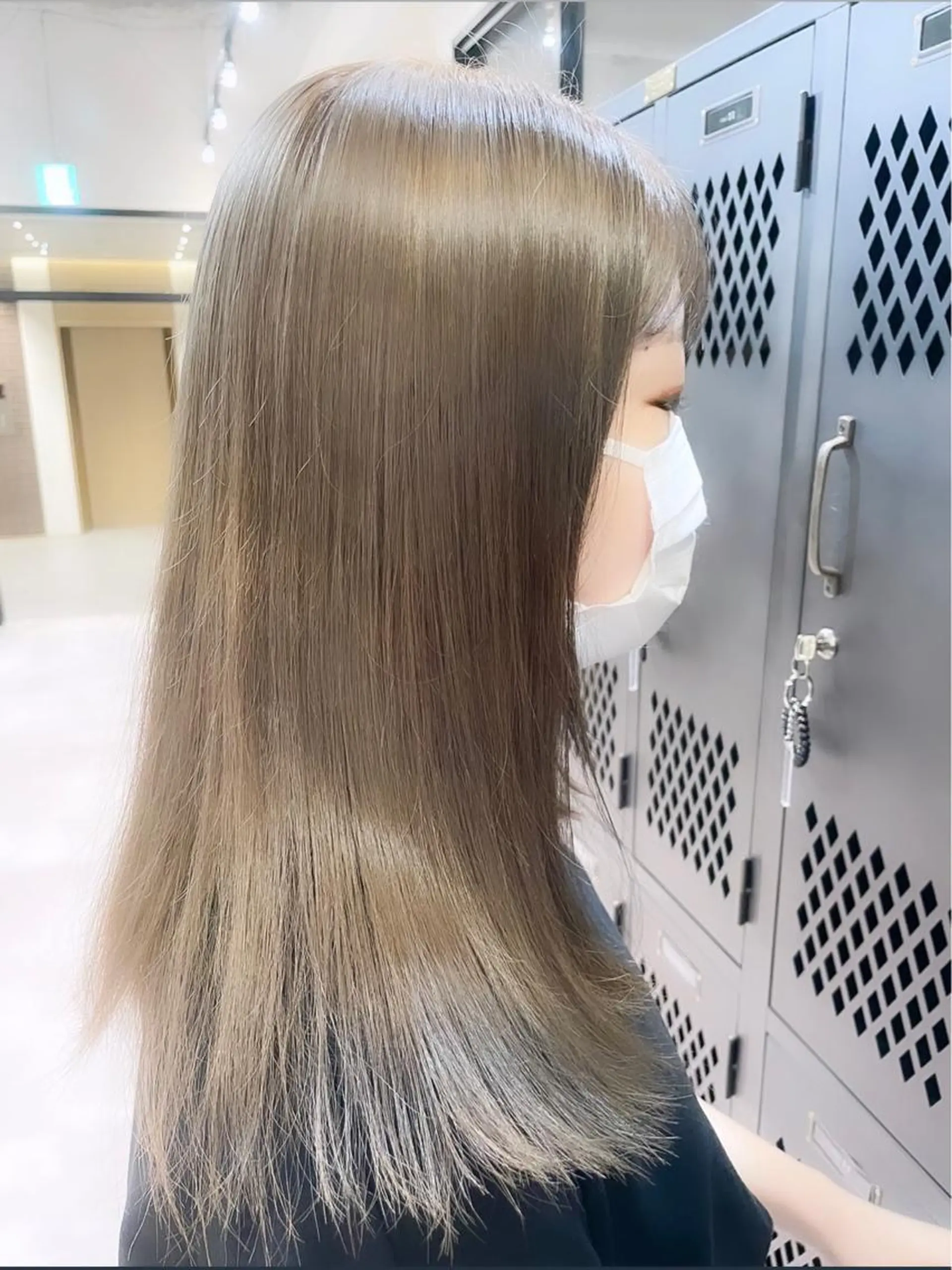 セミロング セミロングパーマ ボブ デート ハイライト 髪質改善 ヘアカラー トリートメント 【20代ダメージ毛に 髪質改善】のヘアスタイル