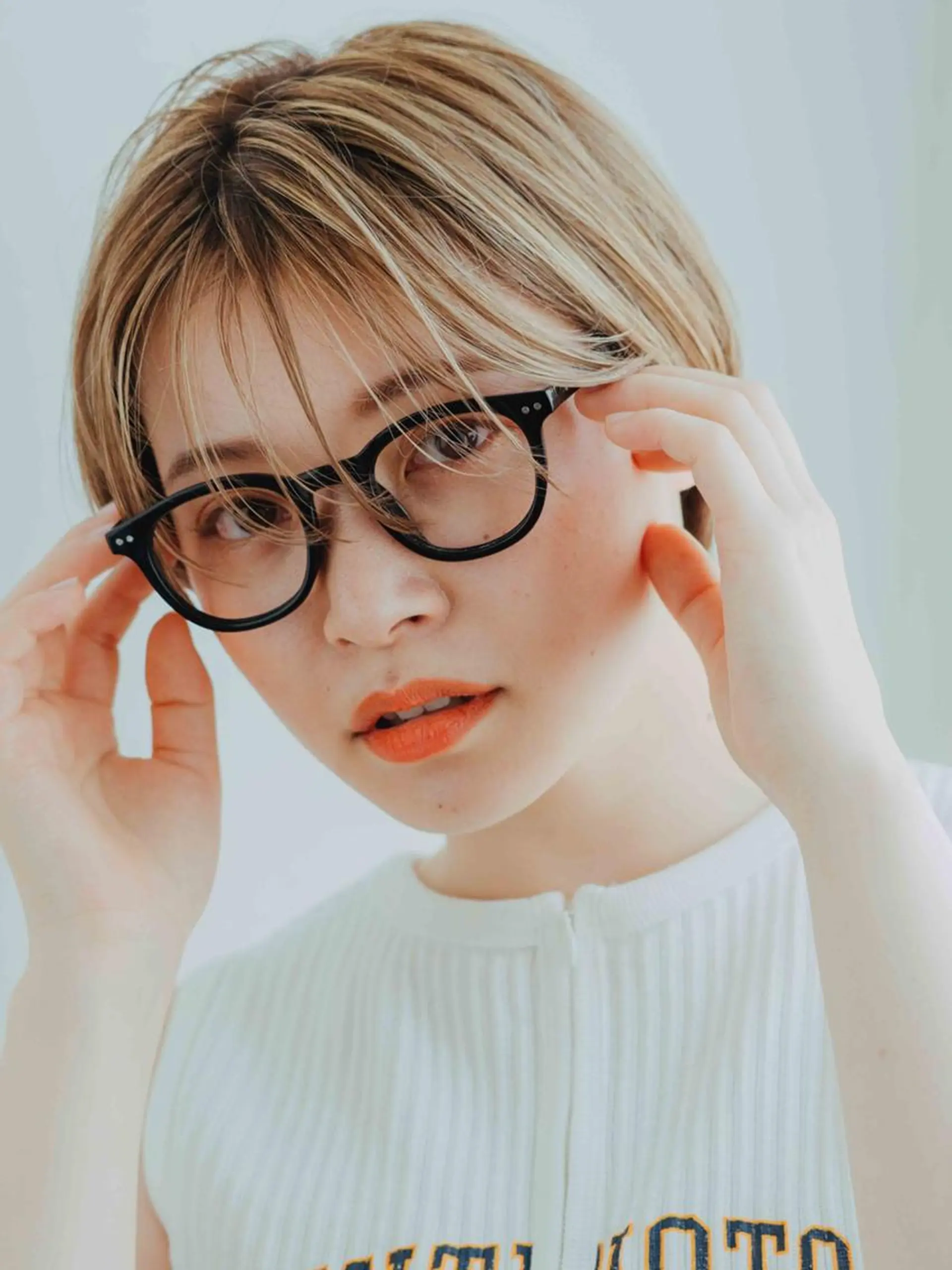 カラー 竹廣 春奈のヘアスタイル