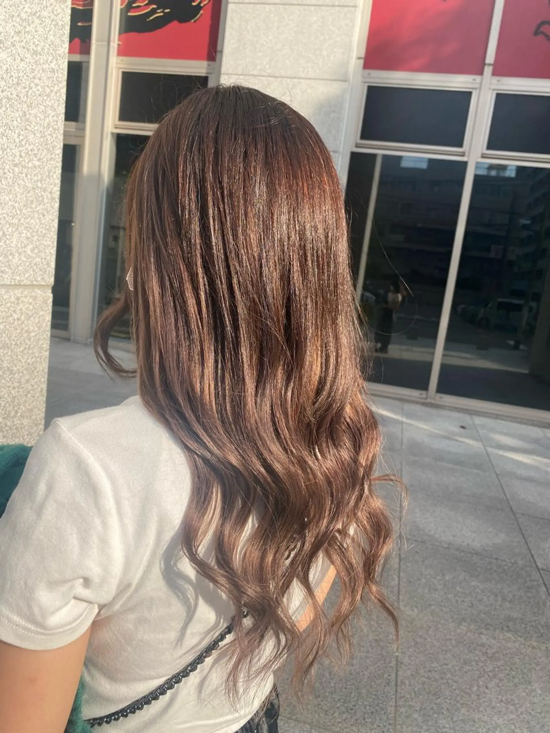 セミロング 重原 彩香のヘアスタイル