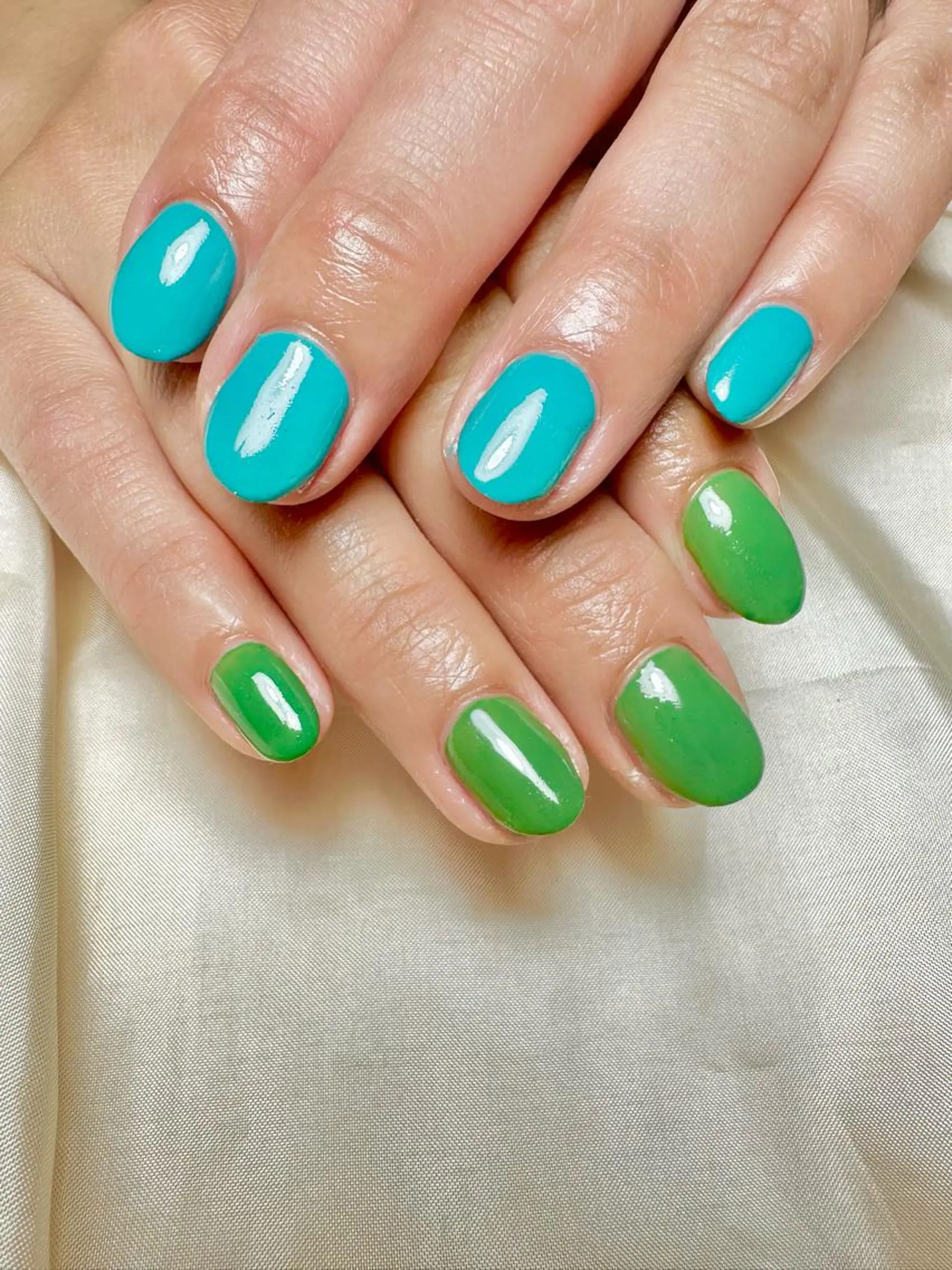 ネイル マルサンカクシカク所属・○△□ 守口市のネイルデザイン