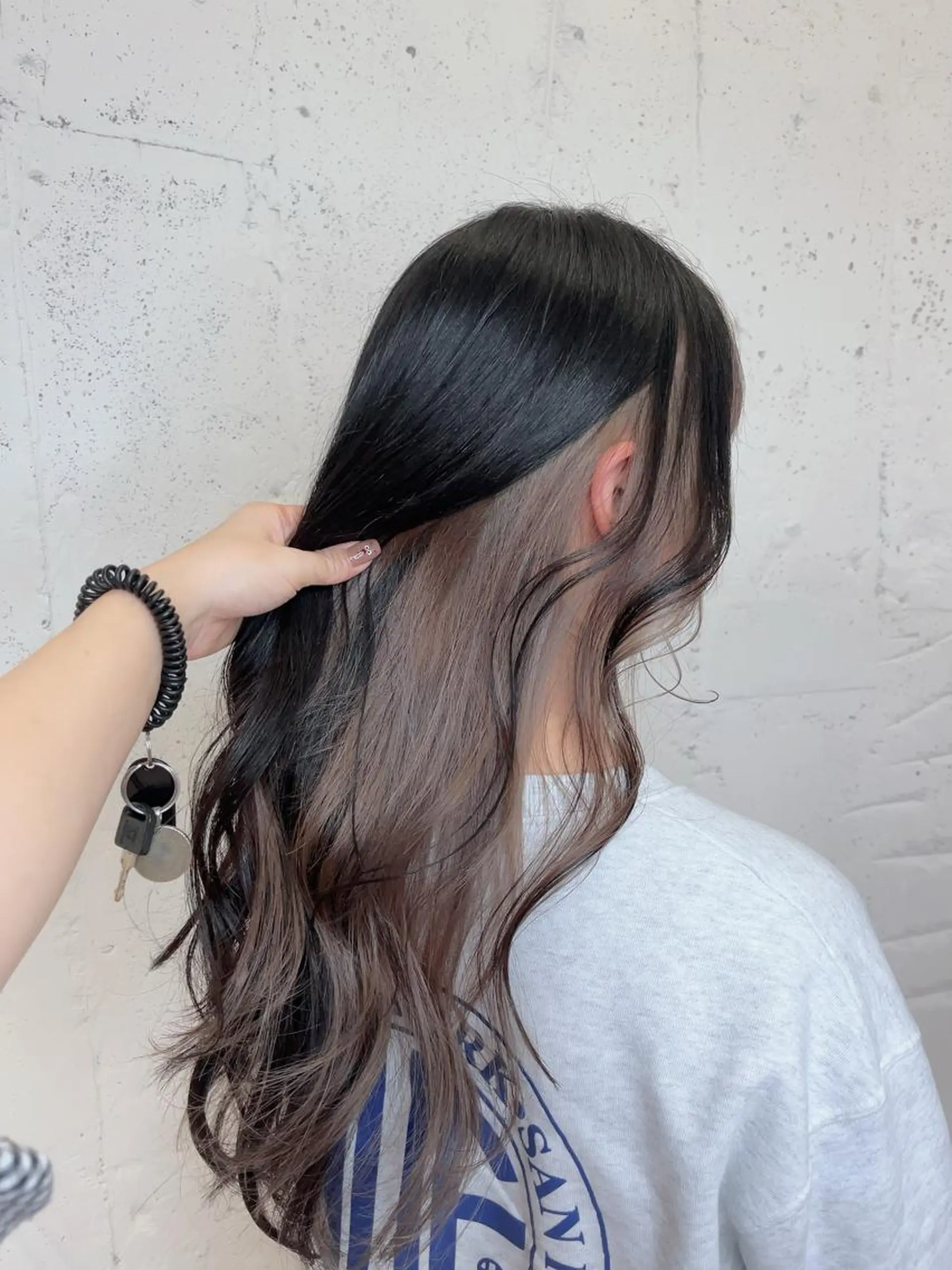 ロング カラー ヘアカラー 透明感ハイトーン🦄 キラ🌈のヘアスタイル