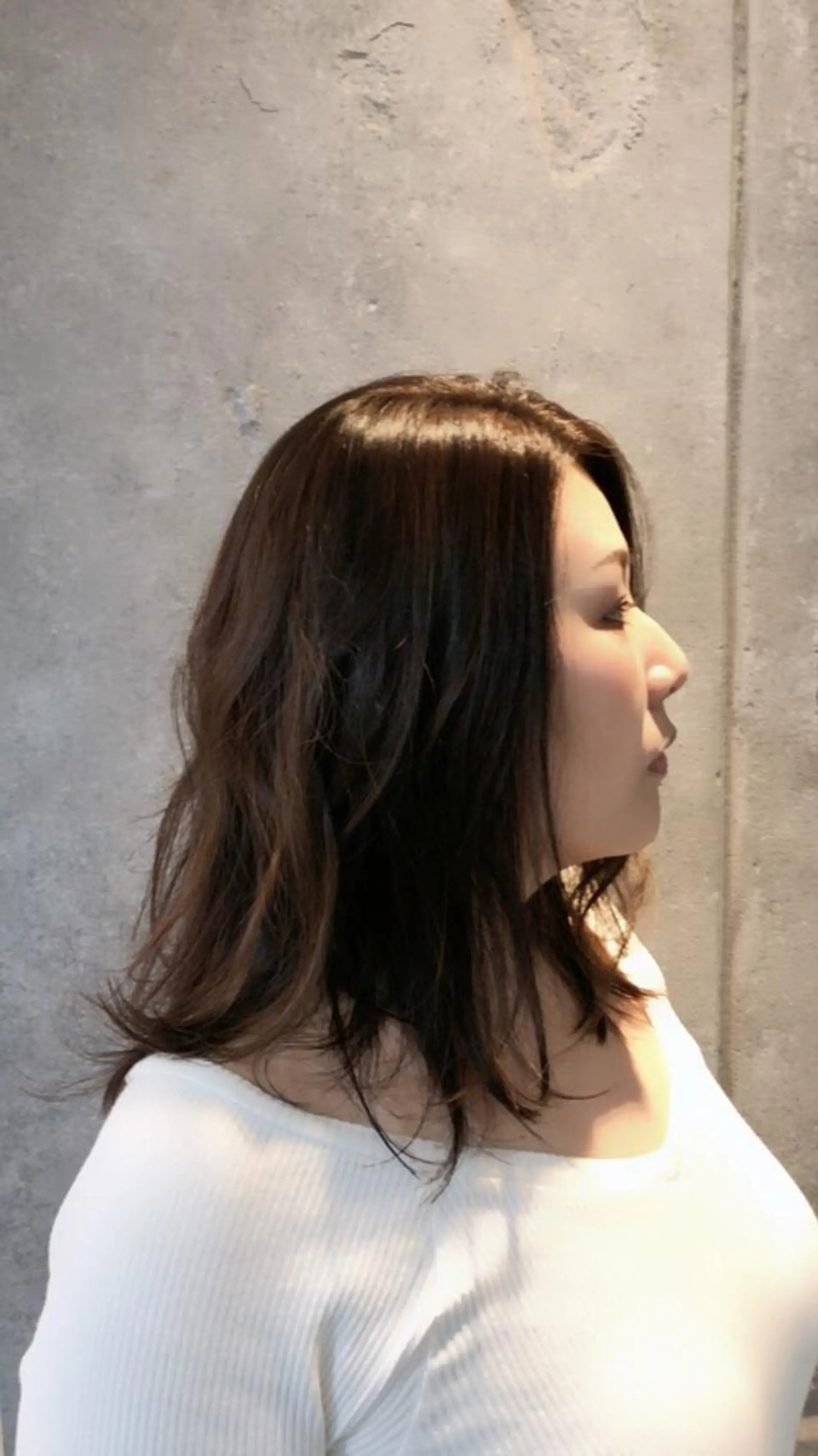 ミディアム レイヤーカット 大久保 遥日のヘアスタイル
