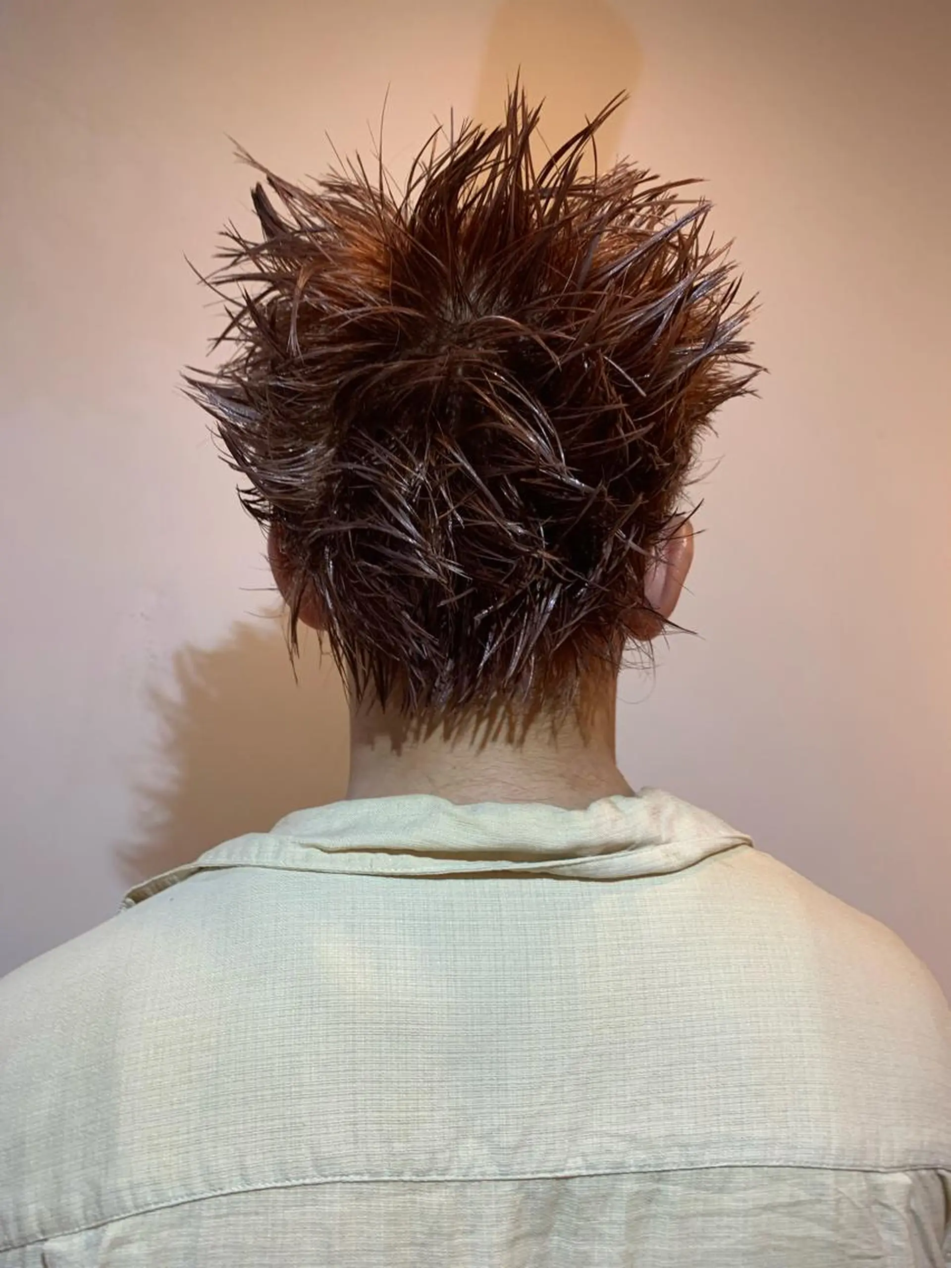 ショート カラー ブリーチ ブラウンカラー オレンジ ヘアカラー 佐藤 純生のヘアスタイル