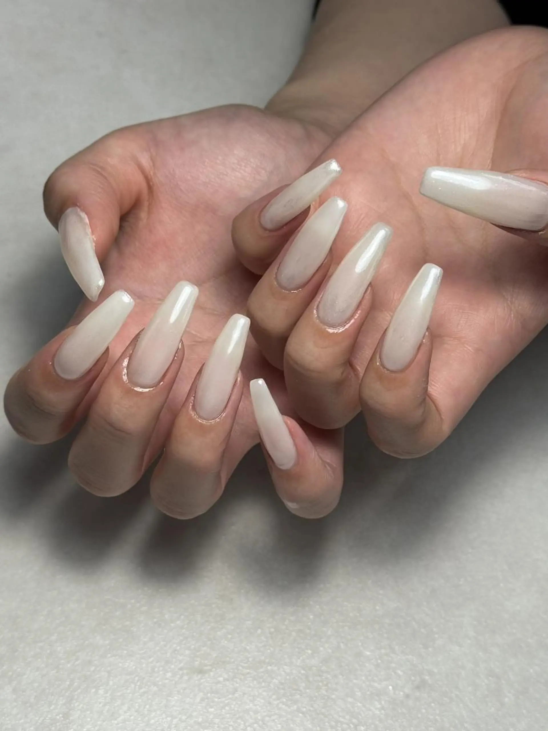 ネイル ロングネイル ワンカラーネイル ネイルチップ Aki 💖ゆちたの部屋のネイルデザイン